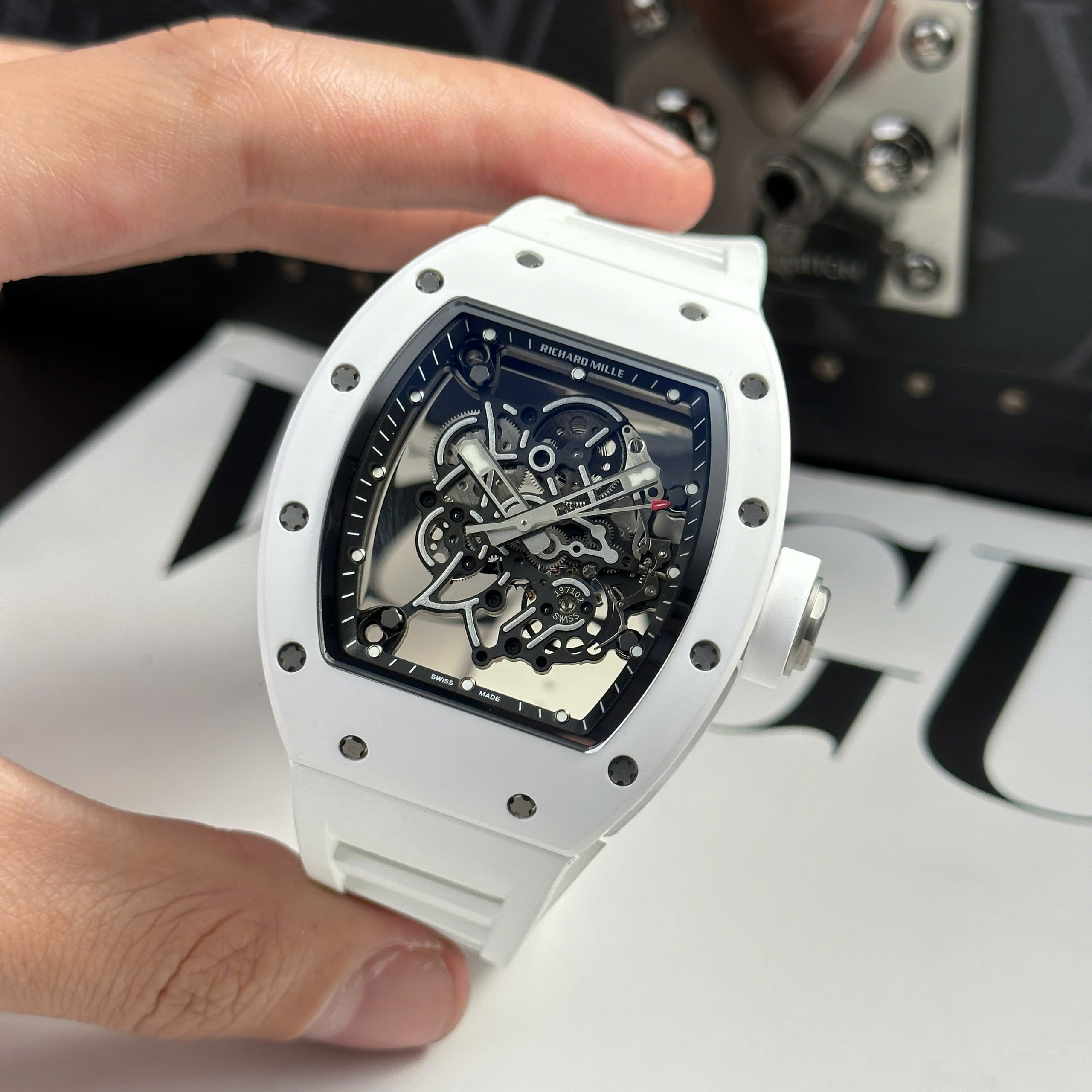 Đồng Hồ Richard Mille RM055 Vỏ Gốm Ceramic Trắng Khung Máy RMUL2 Rep 1:1 ZF Factory