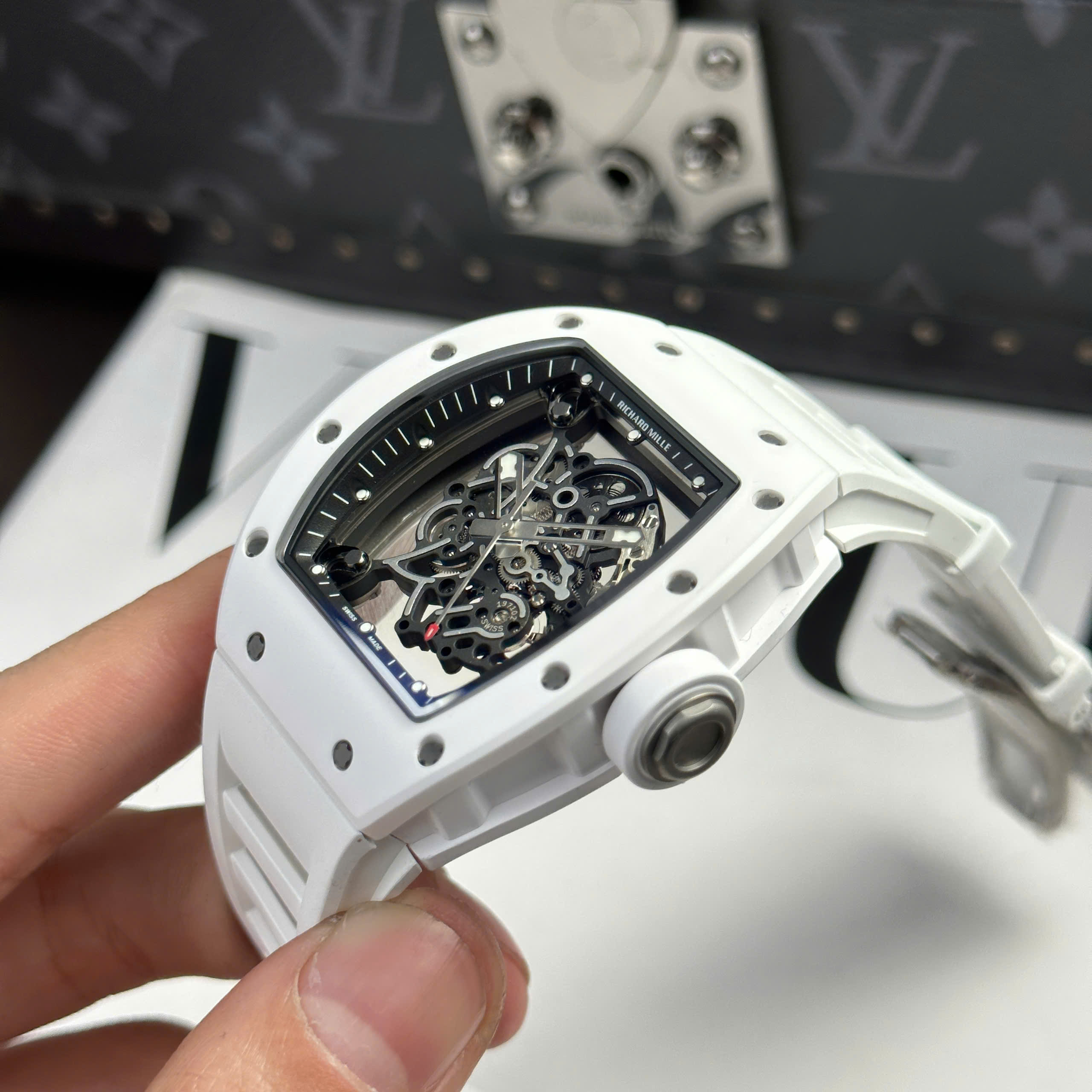 Đồng Hồ Richard Mille RM055 Vỏ Gốm Ceramic Trắng Khung Máy RMUL2 Rep 1:1 ZF Factory