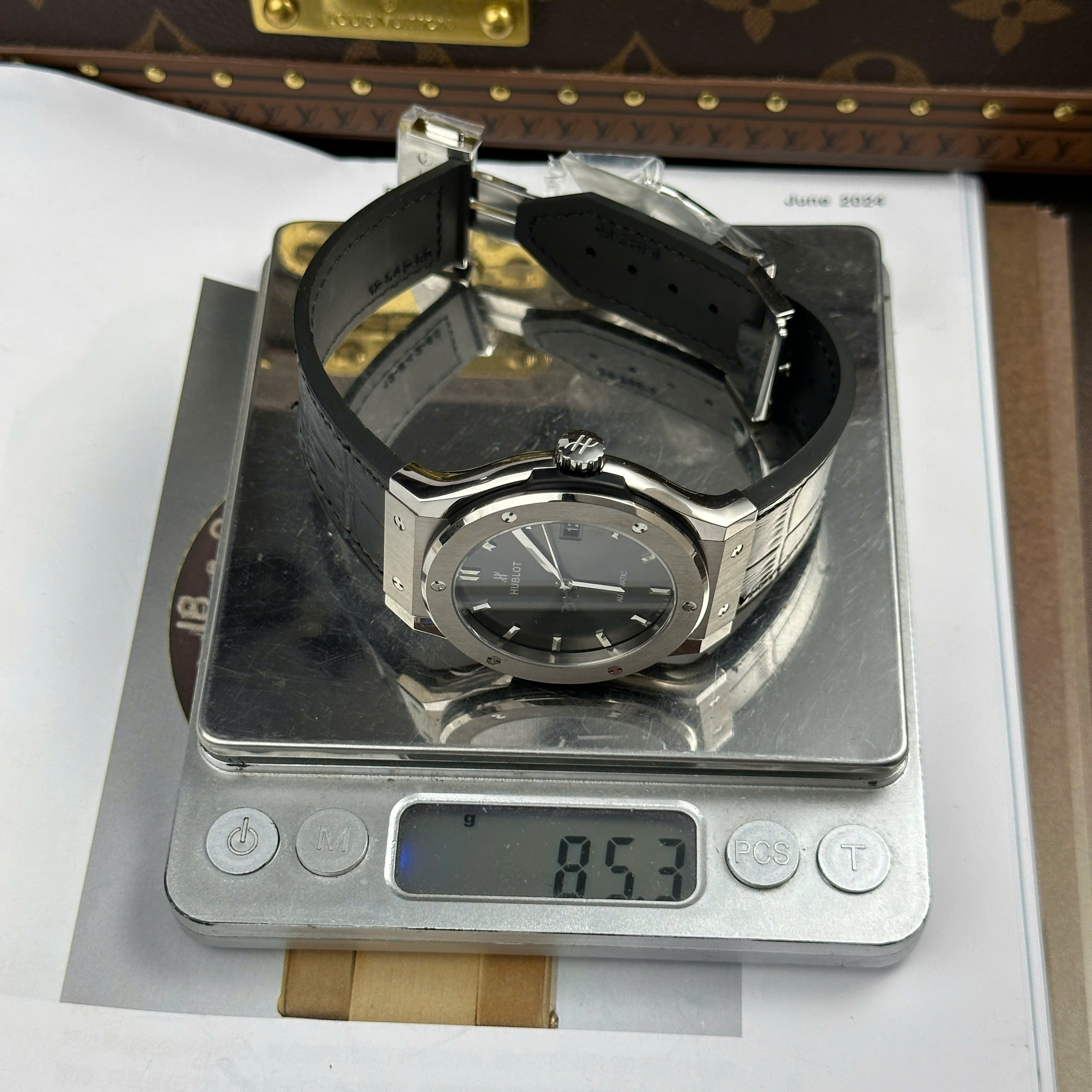 Đồng Hồ Hublot Classic Fusion 42mm Full Vỏ Titanium 85g Cao Cấp JJZ Factory Rep 1:1