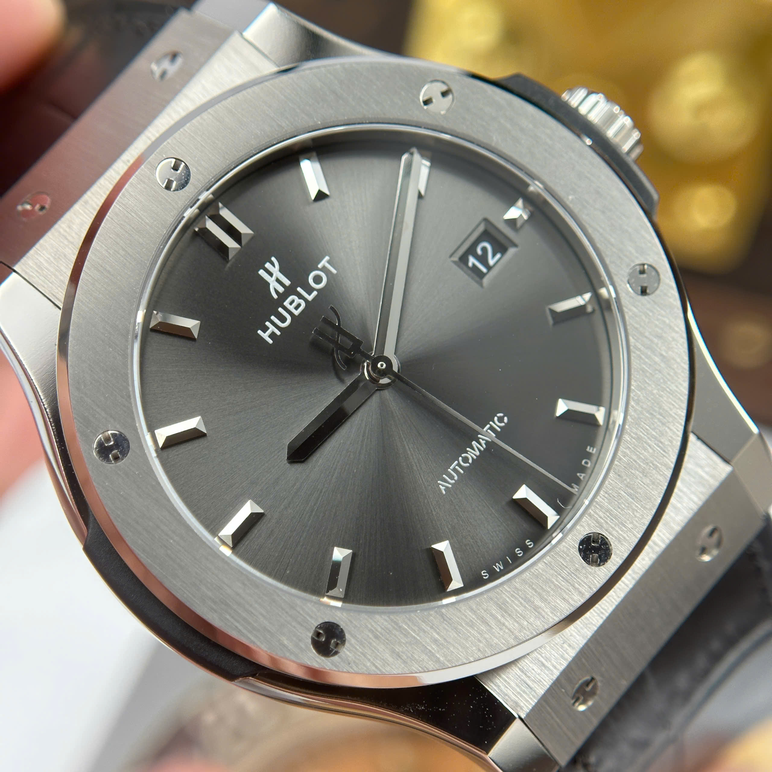 Đồng Hồ Hublot Classic Fusion 42mm Full Vỏ Titanium 85g Cao Cấp JJZ Factory Rep 1:1