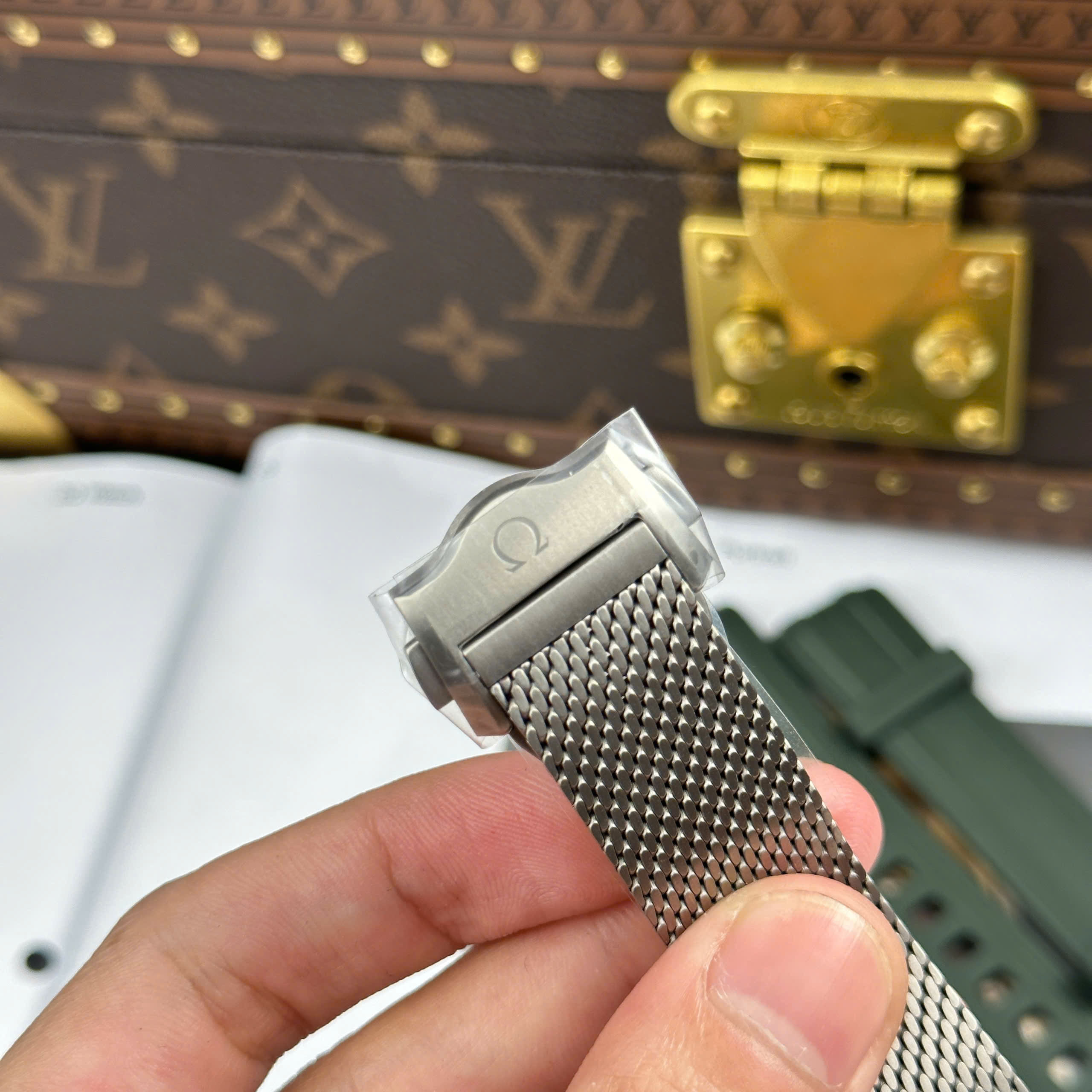 Đồng Hồ Omega Seamaster Driver 300 42mm Full Vỏ Dây Titanium Rep 1:1 VSF Factory