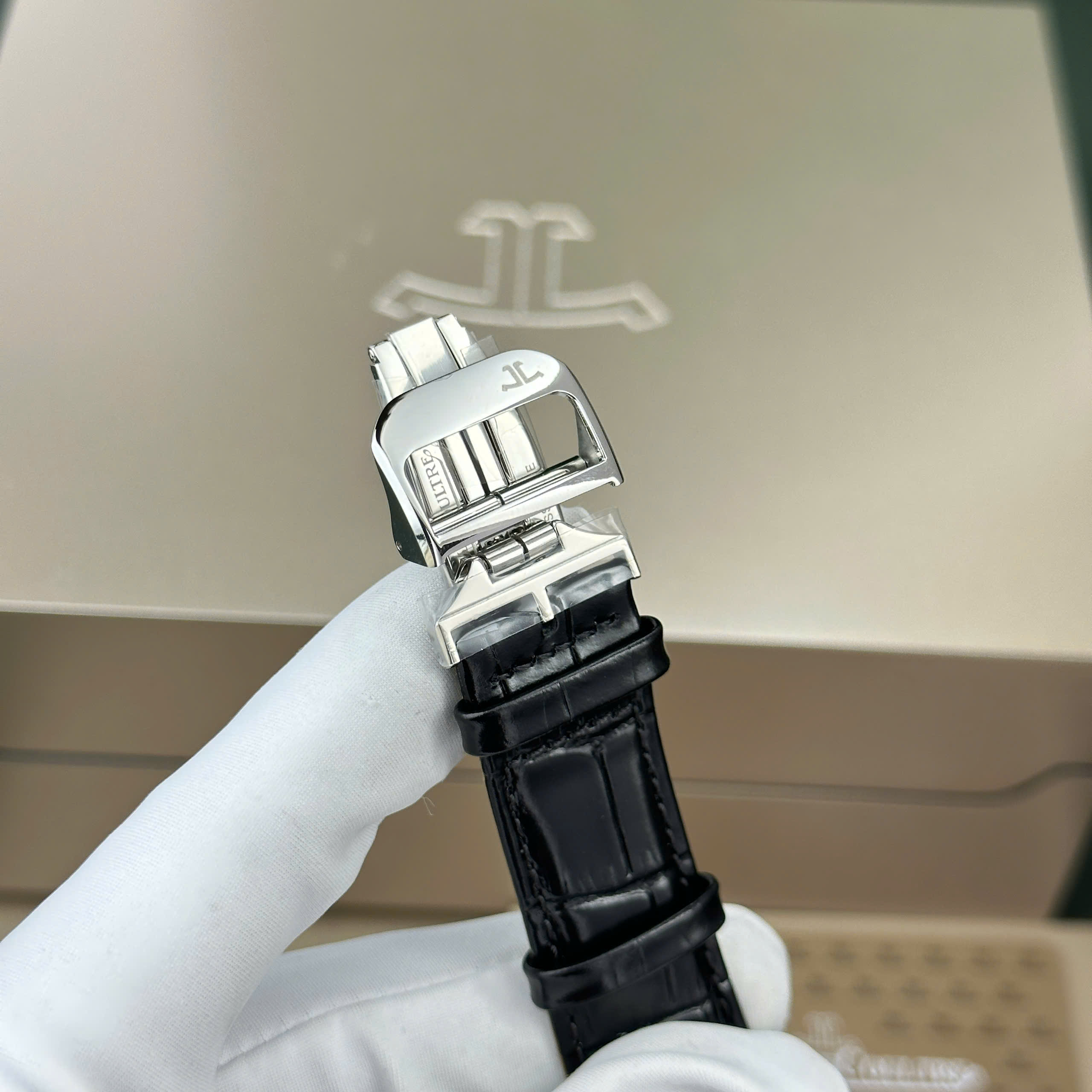 Đồng Hồ Jaeger LeCoultre Master Reverso 28.3mm x 47mm Rep 1:1 Cao Cấp 2 Mặt MG Factory