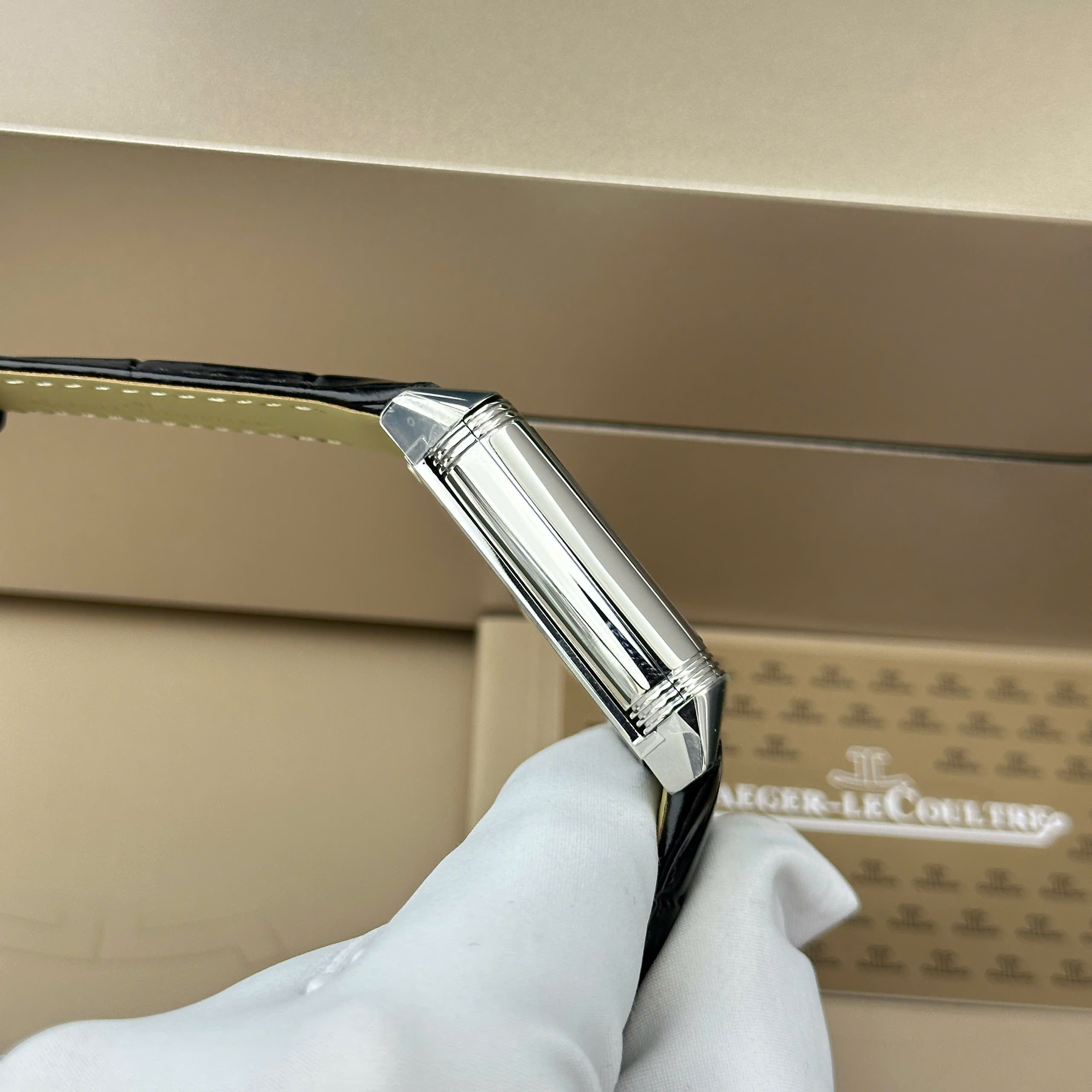 Đồng Hồ Jaeger LeCoultre Master Reverso 28.3mm x 47mm Rep 1:1 Cao Cấp 2 Mặt MG Factory