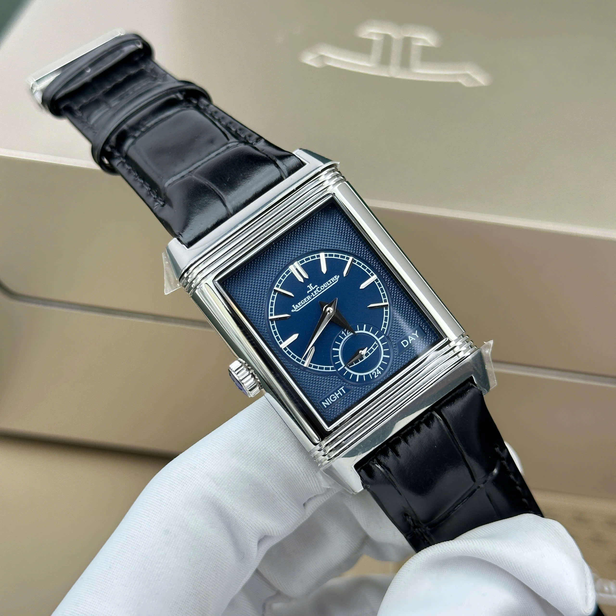 Đồng Hồ Jaeger LeCoultre Master Reverso 28.3mm x 47mm Rep 1:1 Cao Cấp 2 Mặt MG Factory