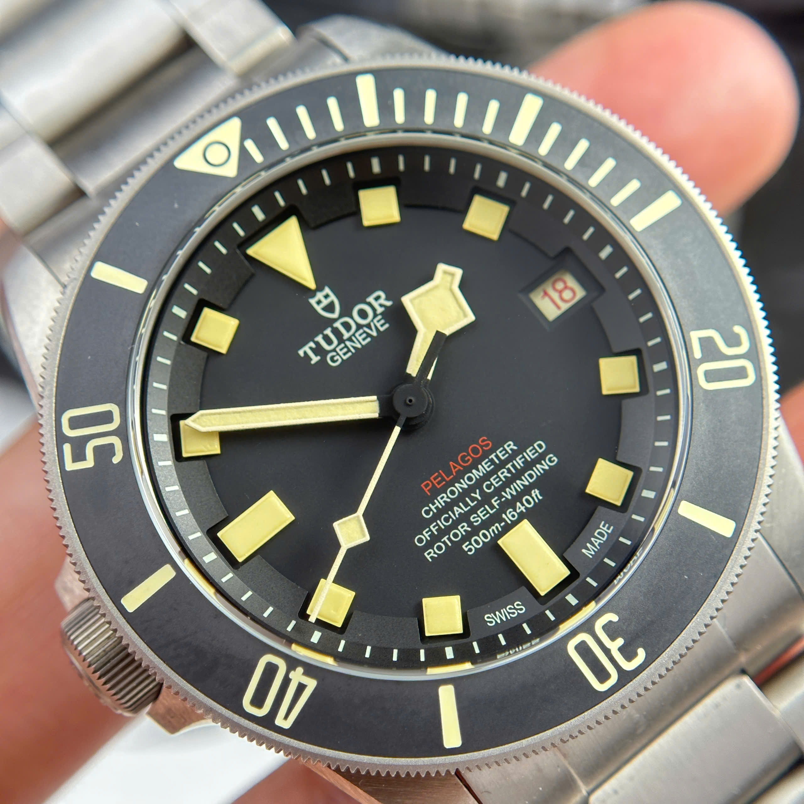 Đồng Hồ Tudor Pelagos 42mm Rep 1:1 Full Vỏ Titanium ZF Factory