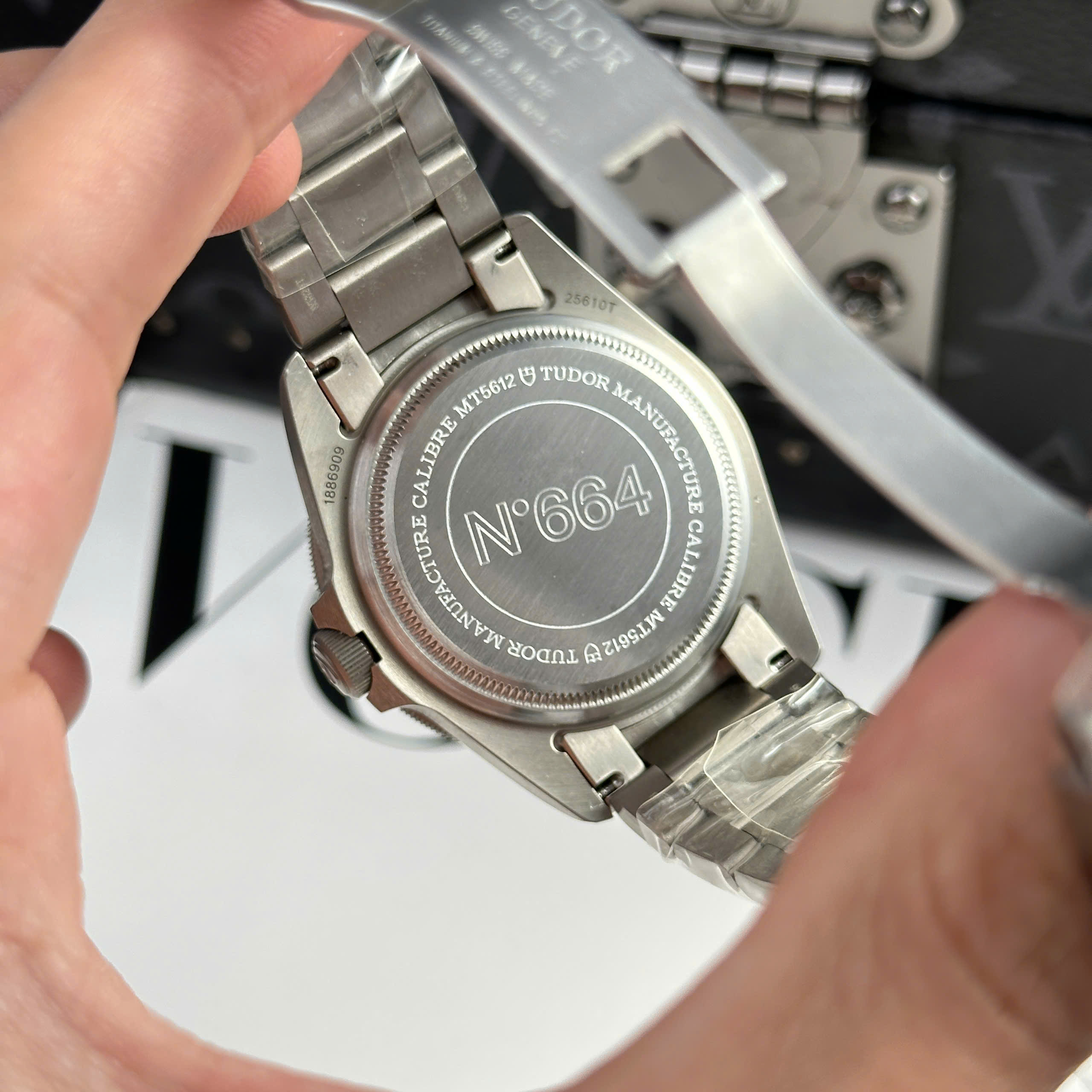 Đồng Hồ Tudor Pelagos 42mm Rep 1:1 Full Vỏ Titanium ZF Factory