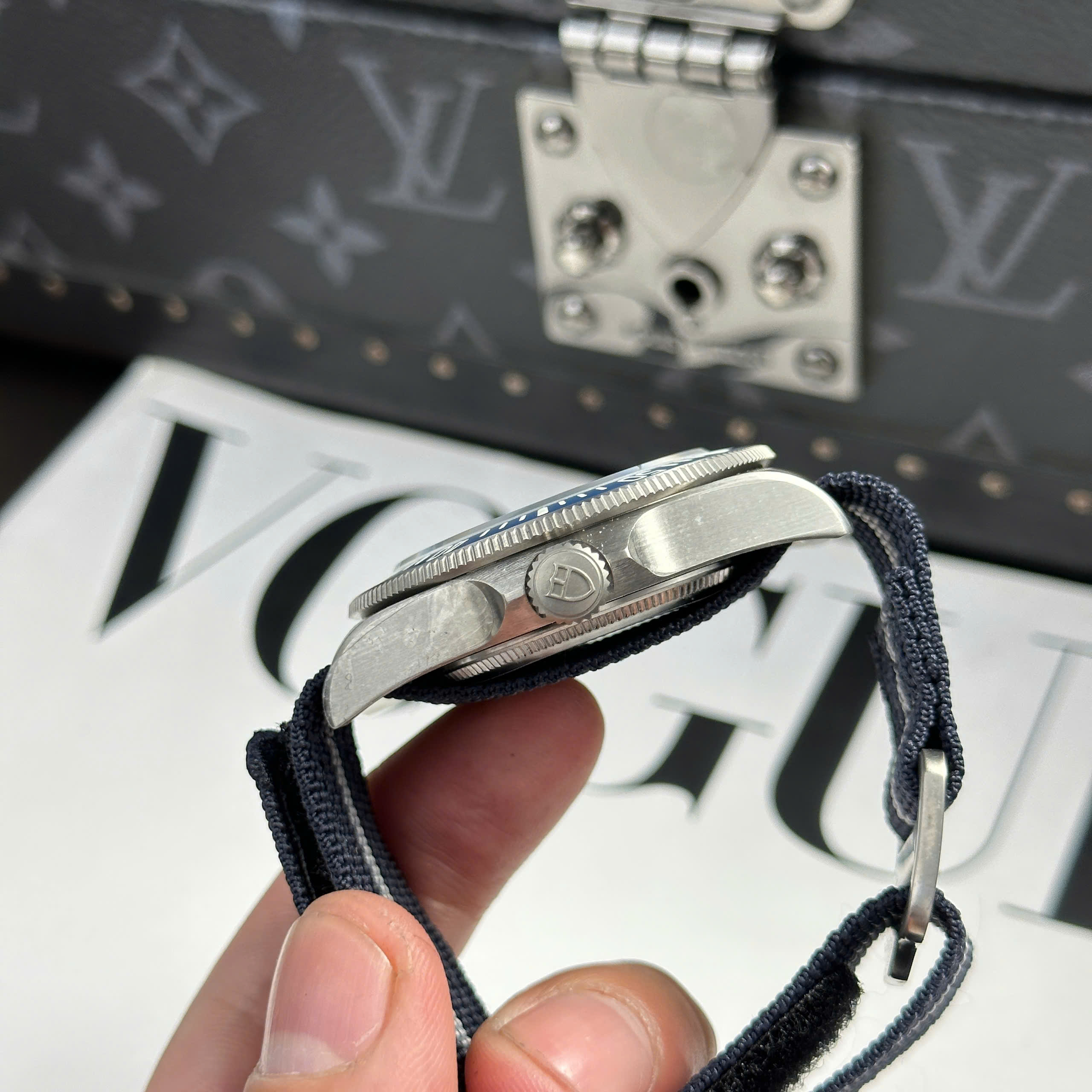 Đồng Hồ Tudor Pelagos M25707B Full Vỏ Titanium 42mm Rep 1:1 M+Factory