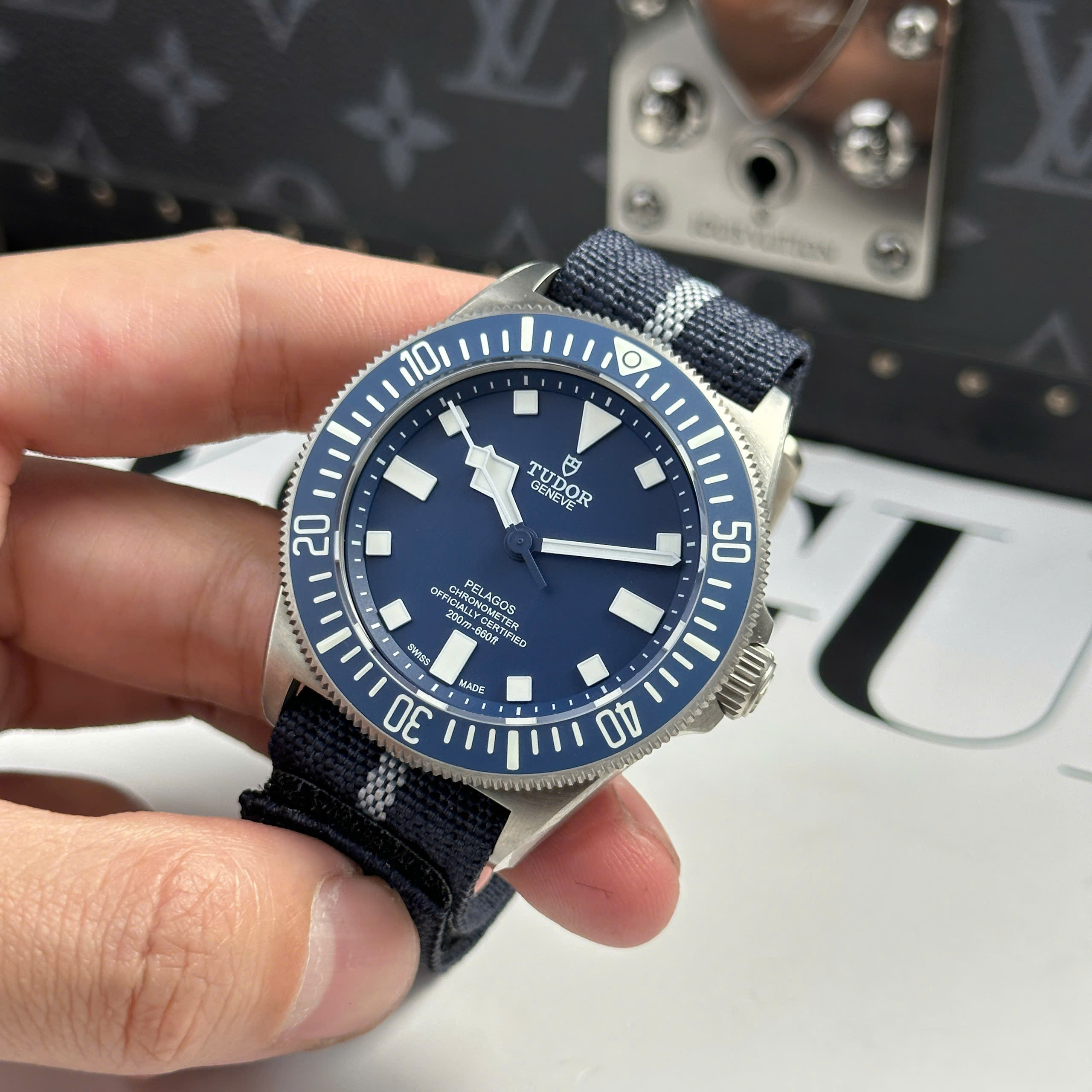 Đồng Hồ Tudor Pelagos M25707B Full Vỏ Titanium 42mm Rep 1:1 M+Factory