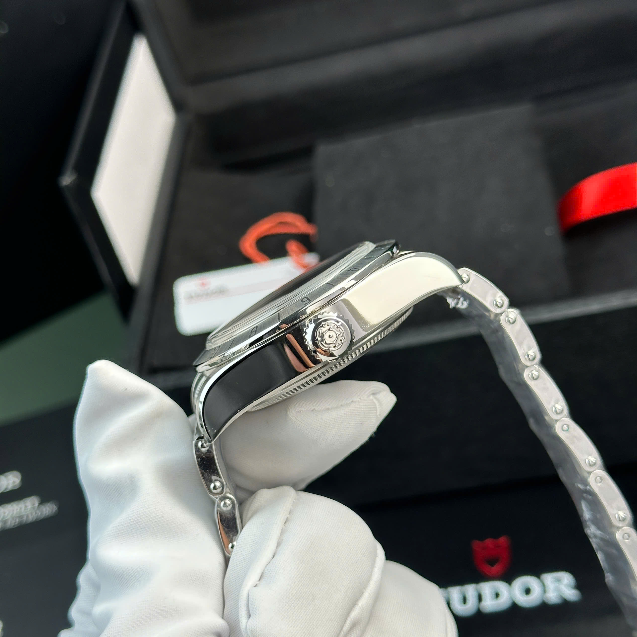 Đồng Hồ Tudor Black Bay Pro M79470 39mm Rep 1:1 Cao Cấp ZF Factory