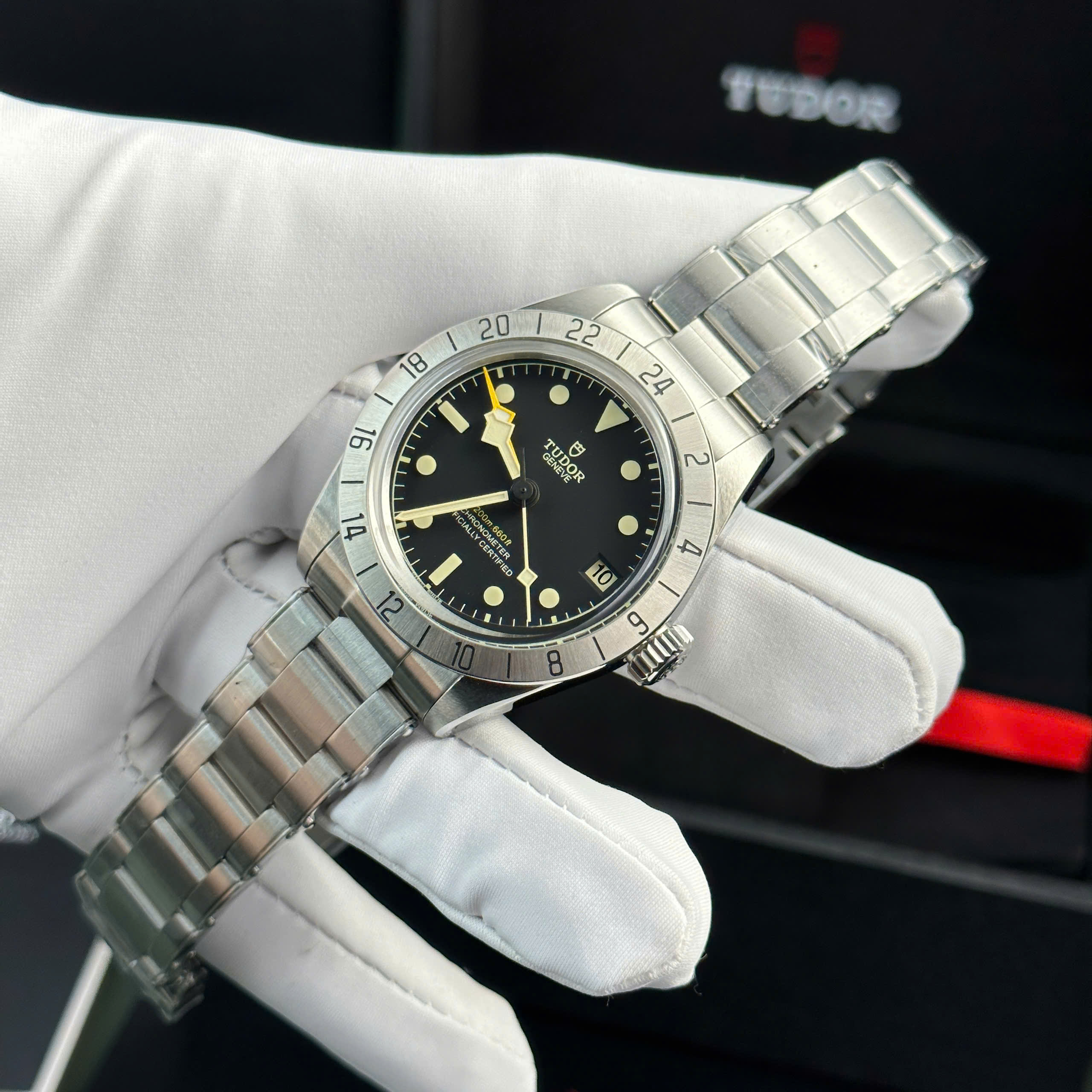 Đồng Hồ Tudor Black Bay Pro M79470 39mm Rep 1:1 Cao Cấp ZF Factory