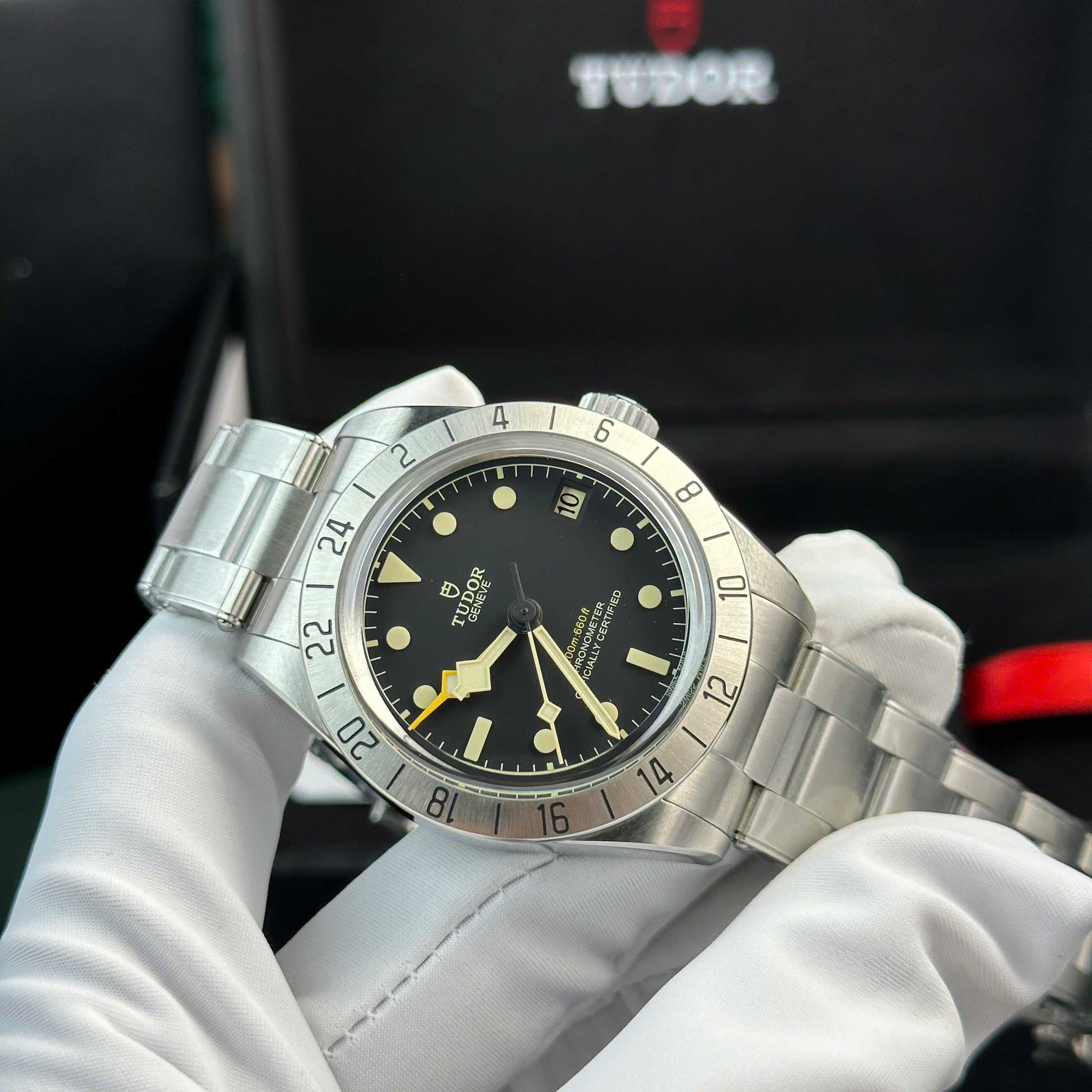 Đồng Hồ Tudor Black Bay Pro M79470 39mm Rep 1:1 Cao Cấp ZF Factory
