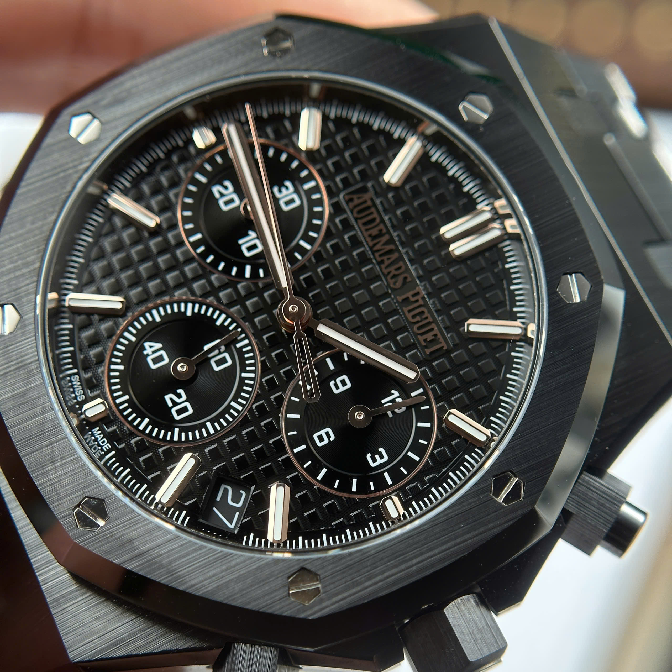 Đồng Hồ Audemars Piaguet Oak 26240 Vỏ Gốm Ceramic Đen Replica 1:1 APS Factory 41mm