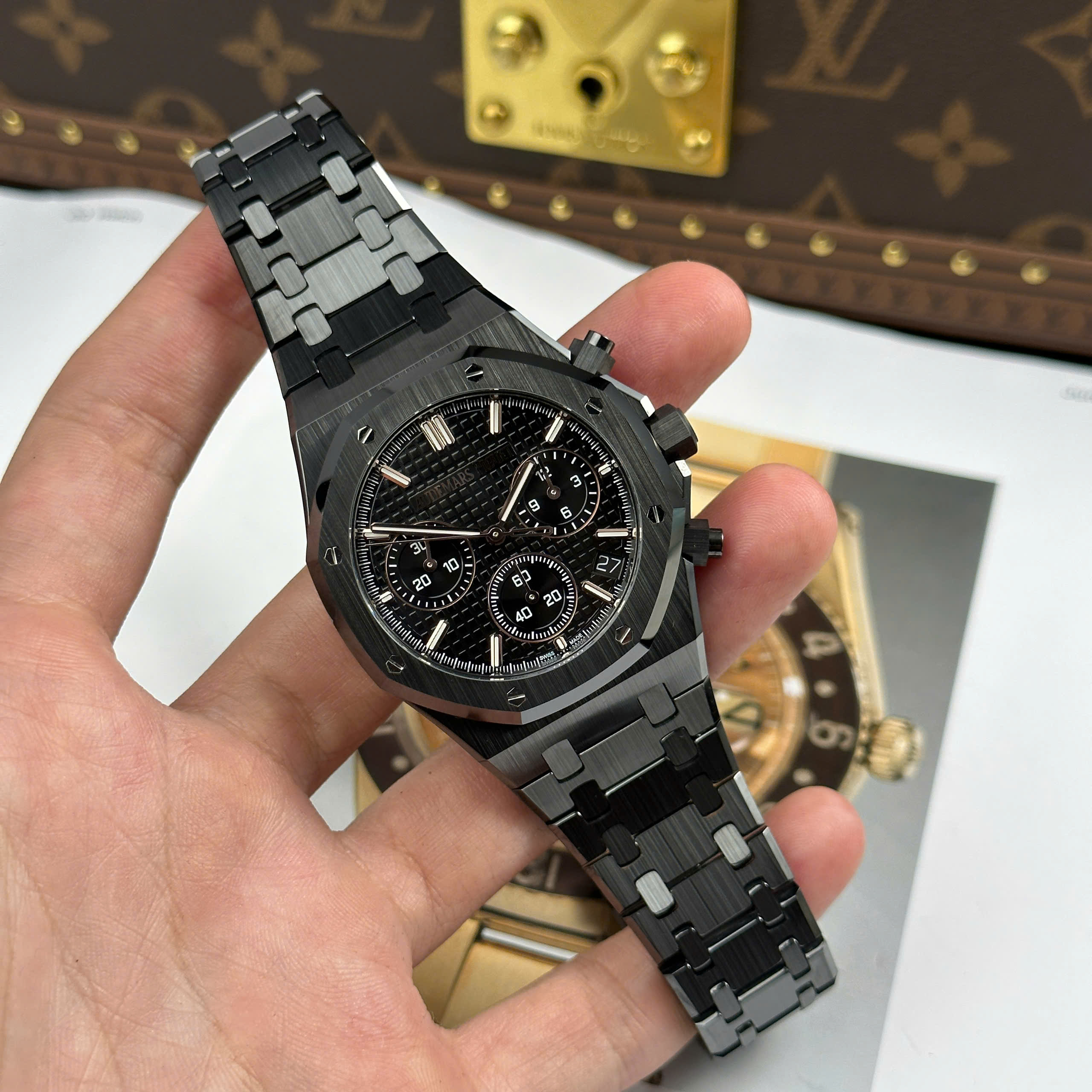 Đồng Hồ Audemars Piaguet Oak 26240 Vỏ Gốm Ceramic Đen Replica 1:1 APS Factory 41mm