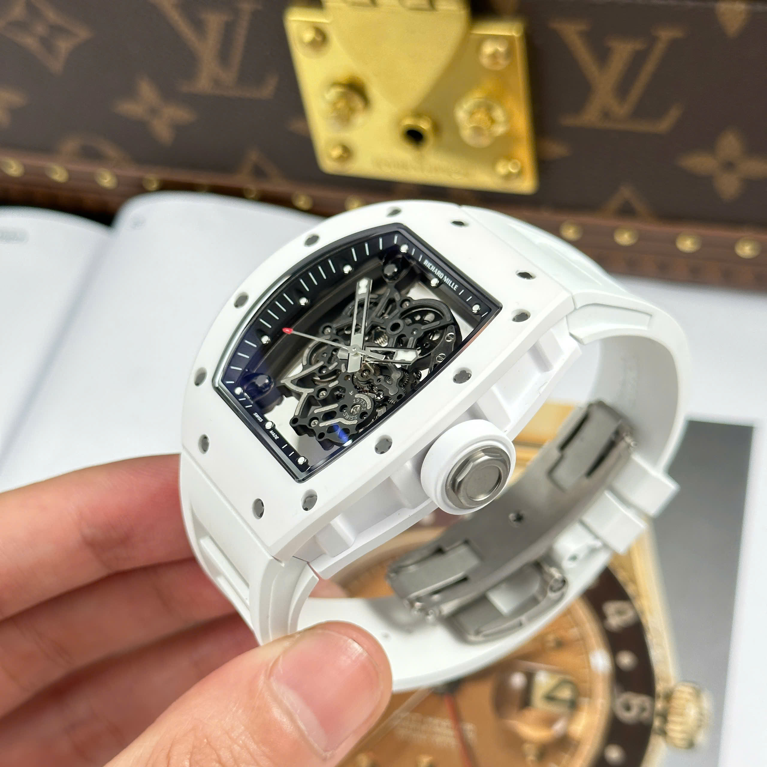 Đồng Hồ Richard Mille RM055 Vỏ Gốm Ceramic Trắng Khung Máy RMUL2 Rep 1:1 ZF Factory