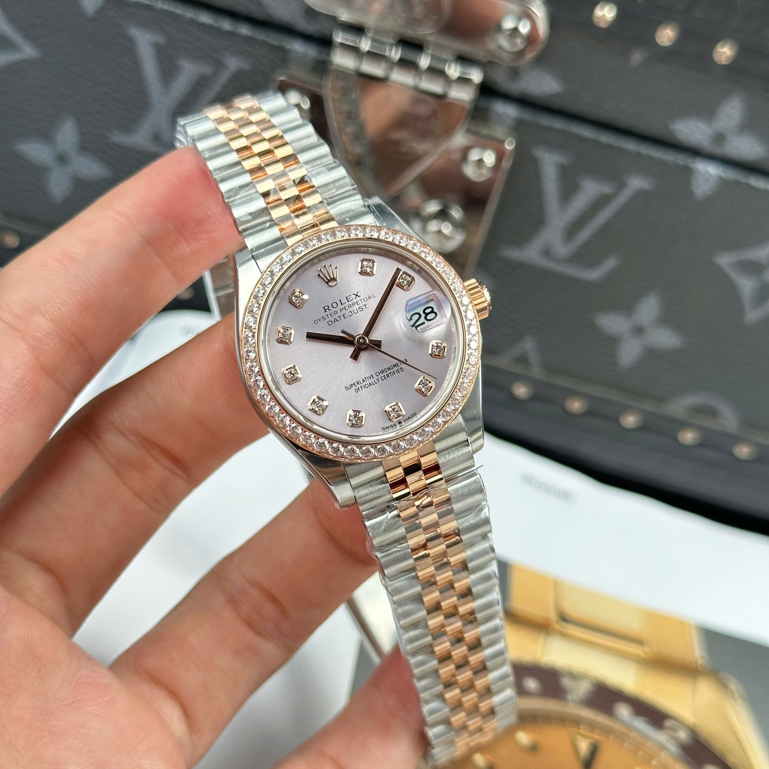 Đồng Hồ Rolex Lady Datejust 31mm 278384 Rep 1:1 Viền Đính Đá CZ THB Factory