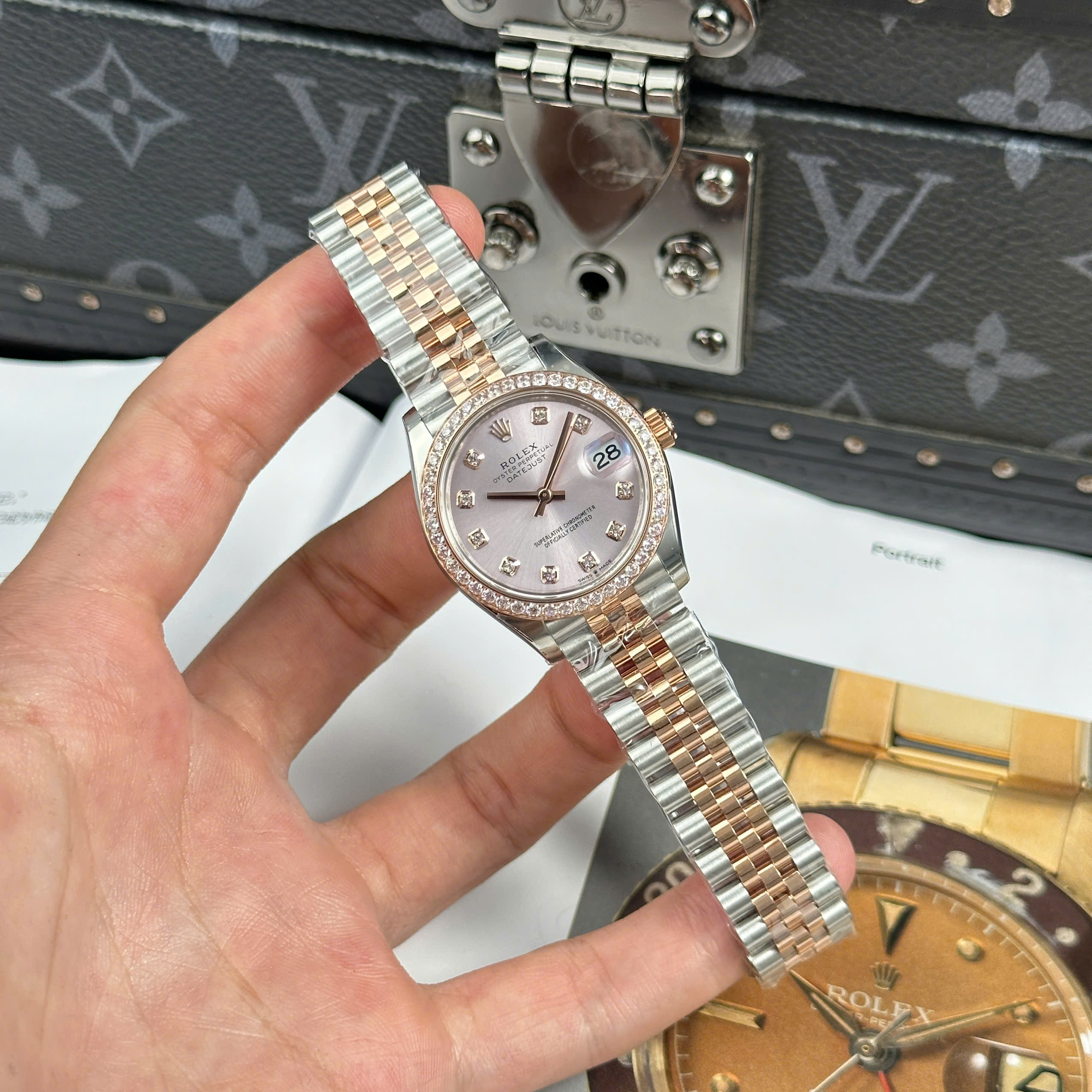 Đồng Hồ Rolex Lady Datejust 31mm 278384 Rep 1:1 Viền Đính Đá CZ THB Factory