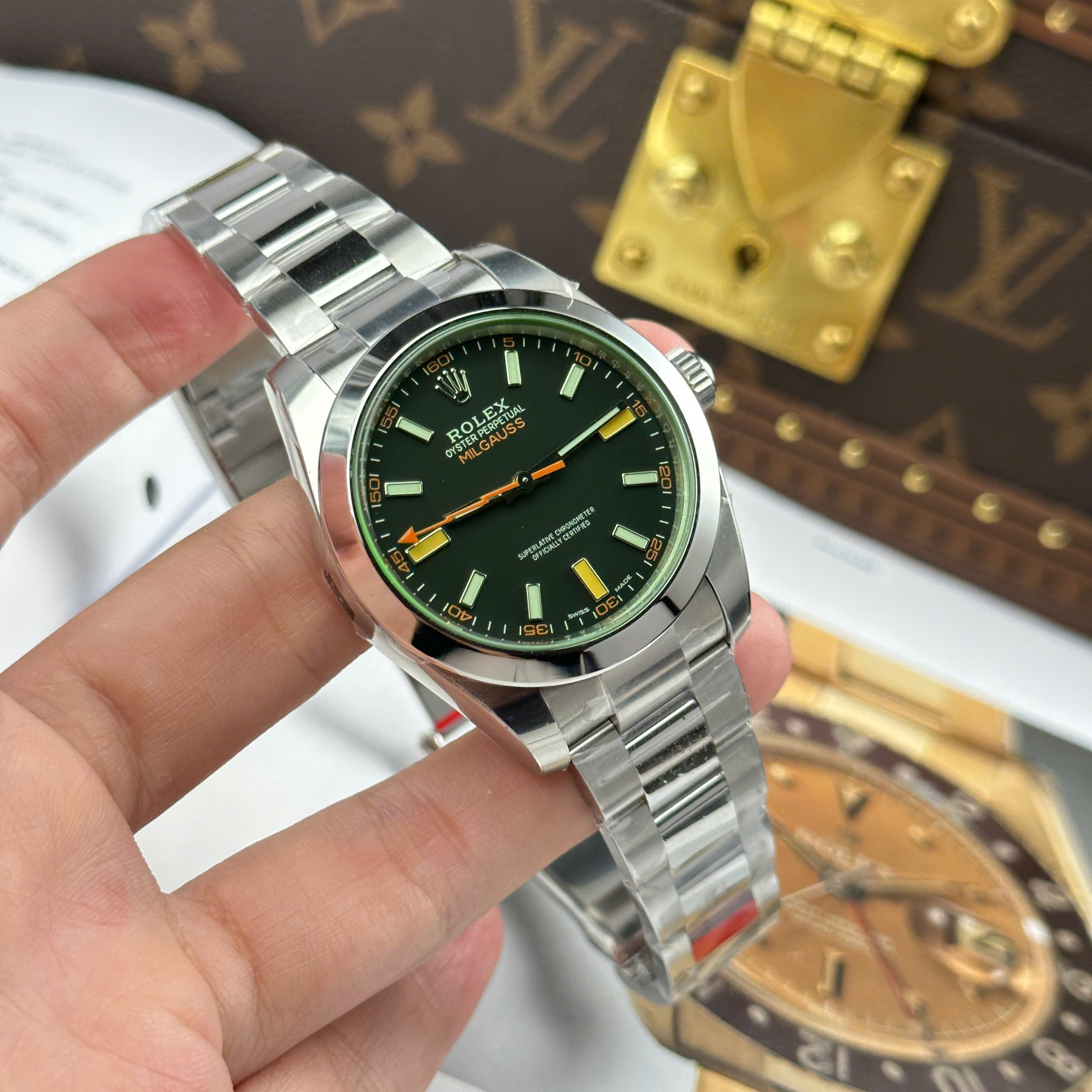 Đồng Hồ Rolex Milgauss 116400GV 40mm Rep 1:1 Cao Cấp VS Factory