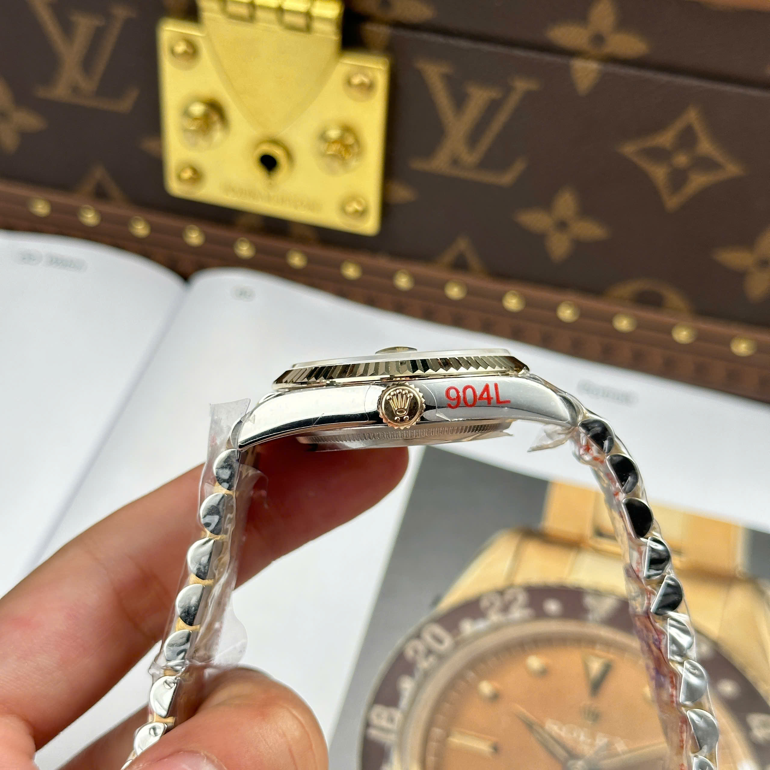 Đồng Hồ Rolex Datejust 36mm Bọc Vàng Độ Mặt Số Mop Cọc Số Moissanite Rep 1:1