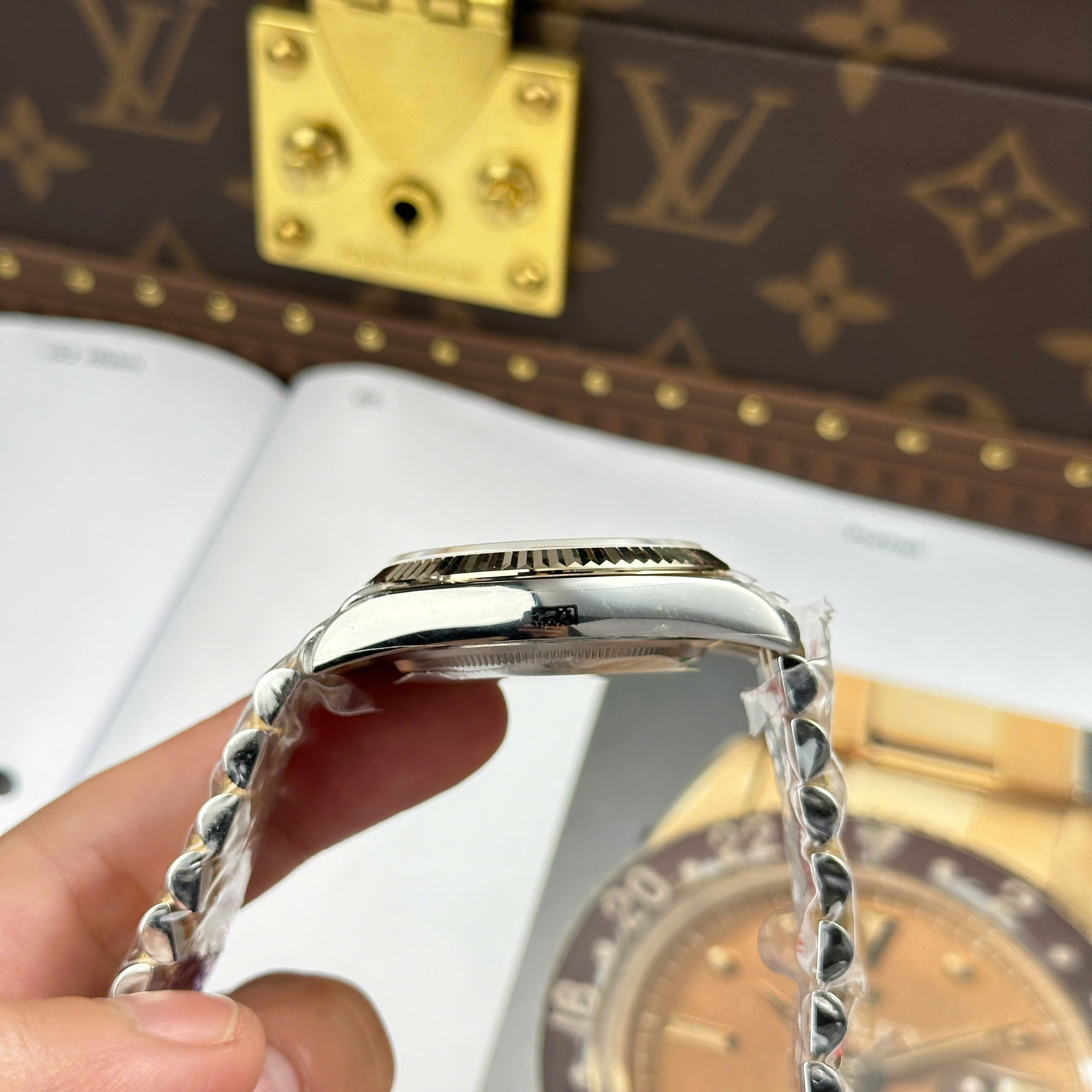 Đồng Hồ Rolex Datejust 36mm Bọc Vàng Độ Mặt Số Mop Cọc Số Moissanite Rep 1:1