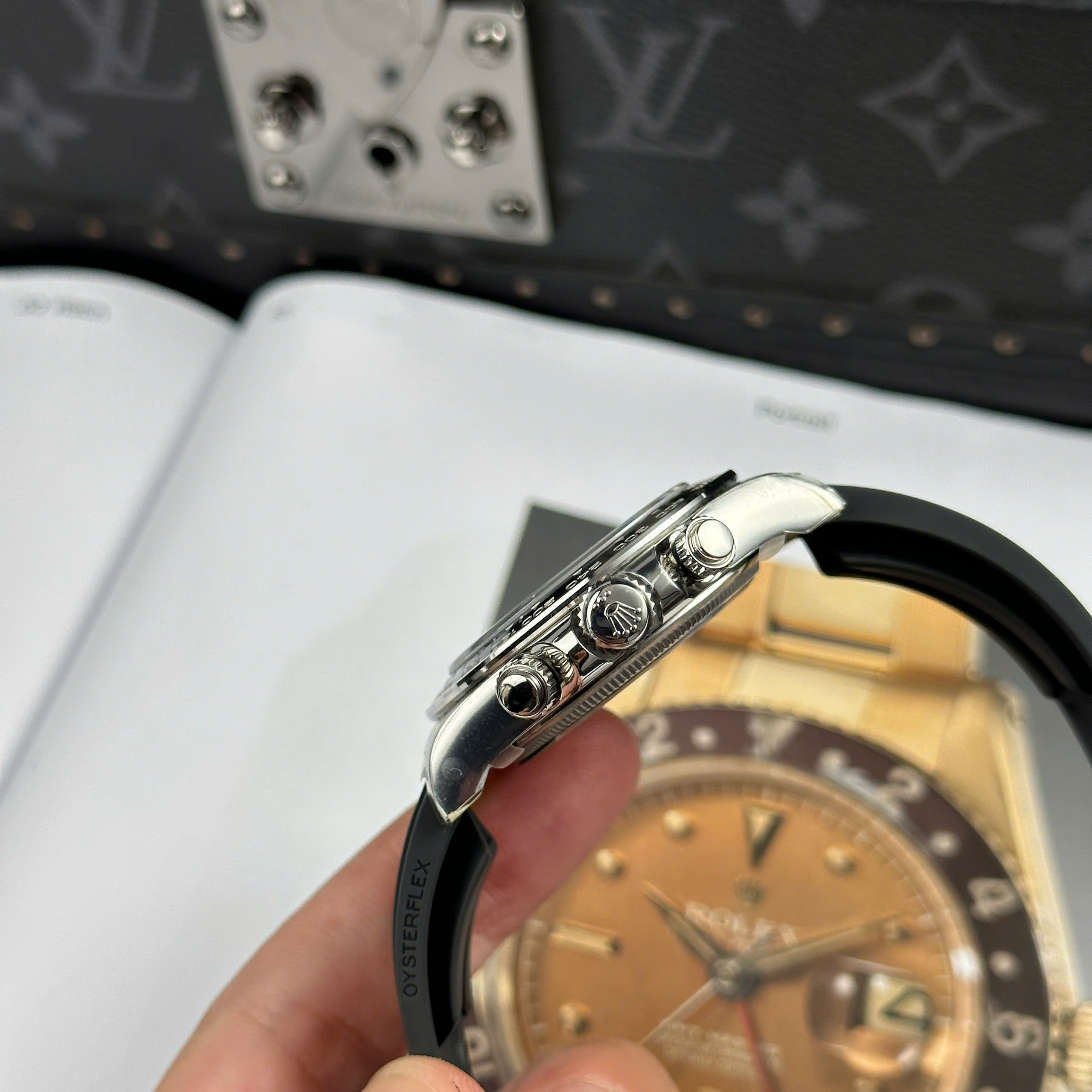 Đồng Hồ Rolex Cosmograph Daytona 40mm 126519LN Mặt Số Đen Rep 1:1 Cao Cấp