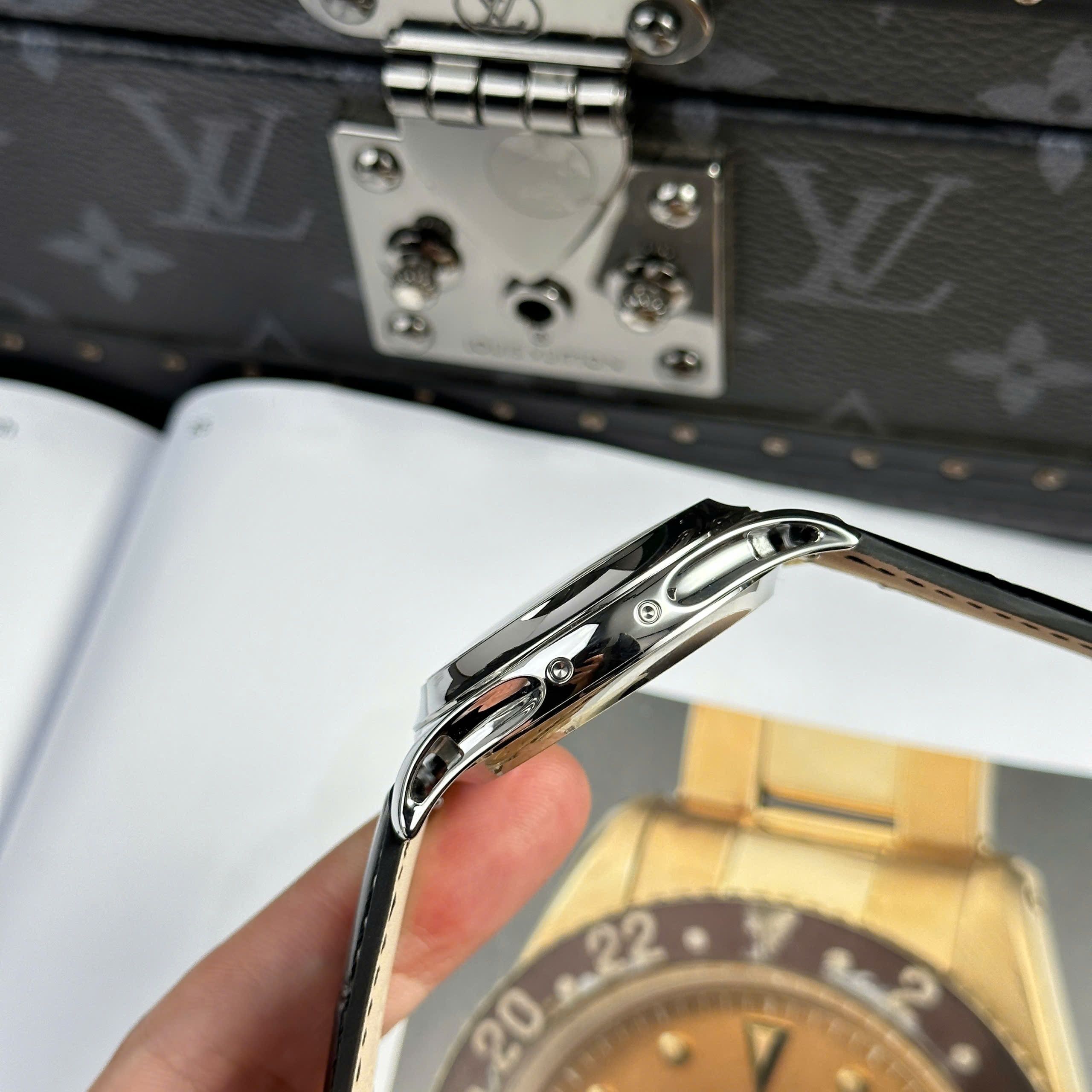 Đồng Hồ Patek Philippe Complications 5205G 40mm Rep 1:1 Cao Cấp KM Factory