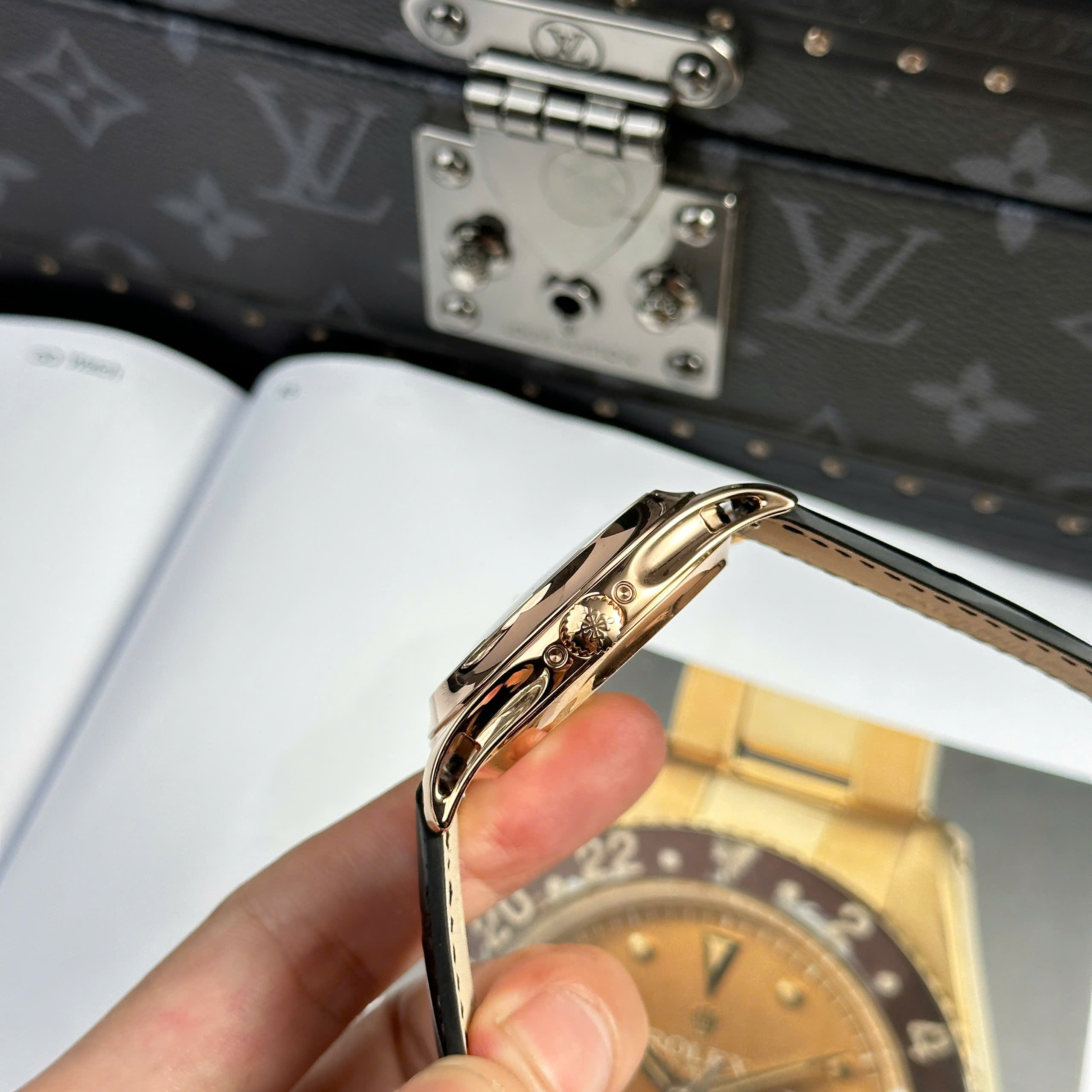 Đồng Hồ Patek Philippe Complications 5205G 40mm Rep 1:1 Cao Cấp KM Factory