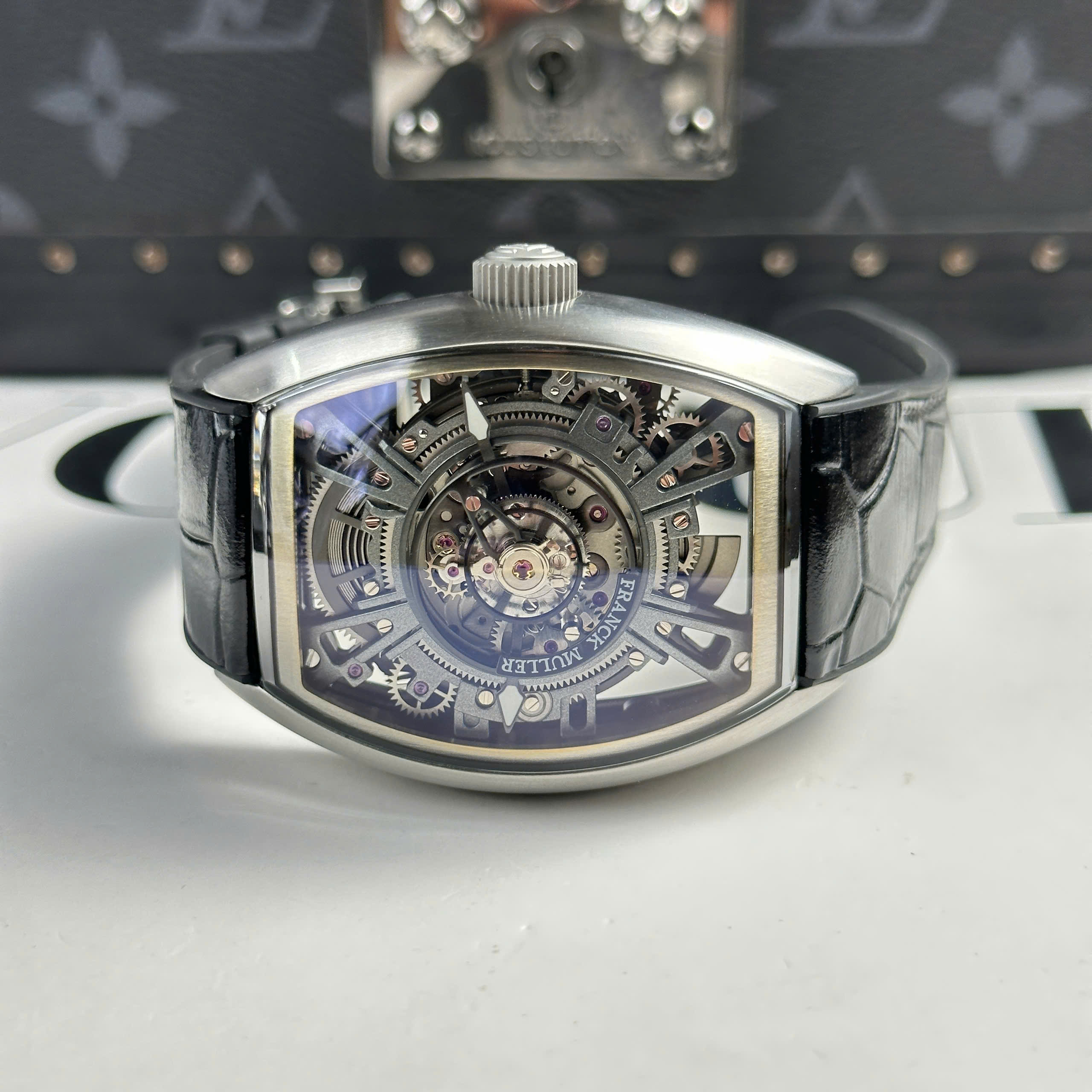 Đồng Hồ Franck Muller Curvex CX Grand Central Tourbillon Mặt Số Skeleton 36mm x 53.1mm Replica 1:1