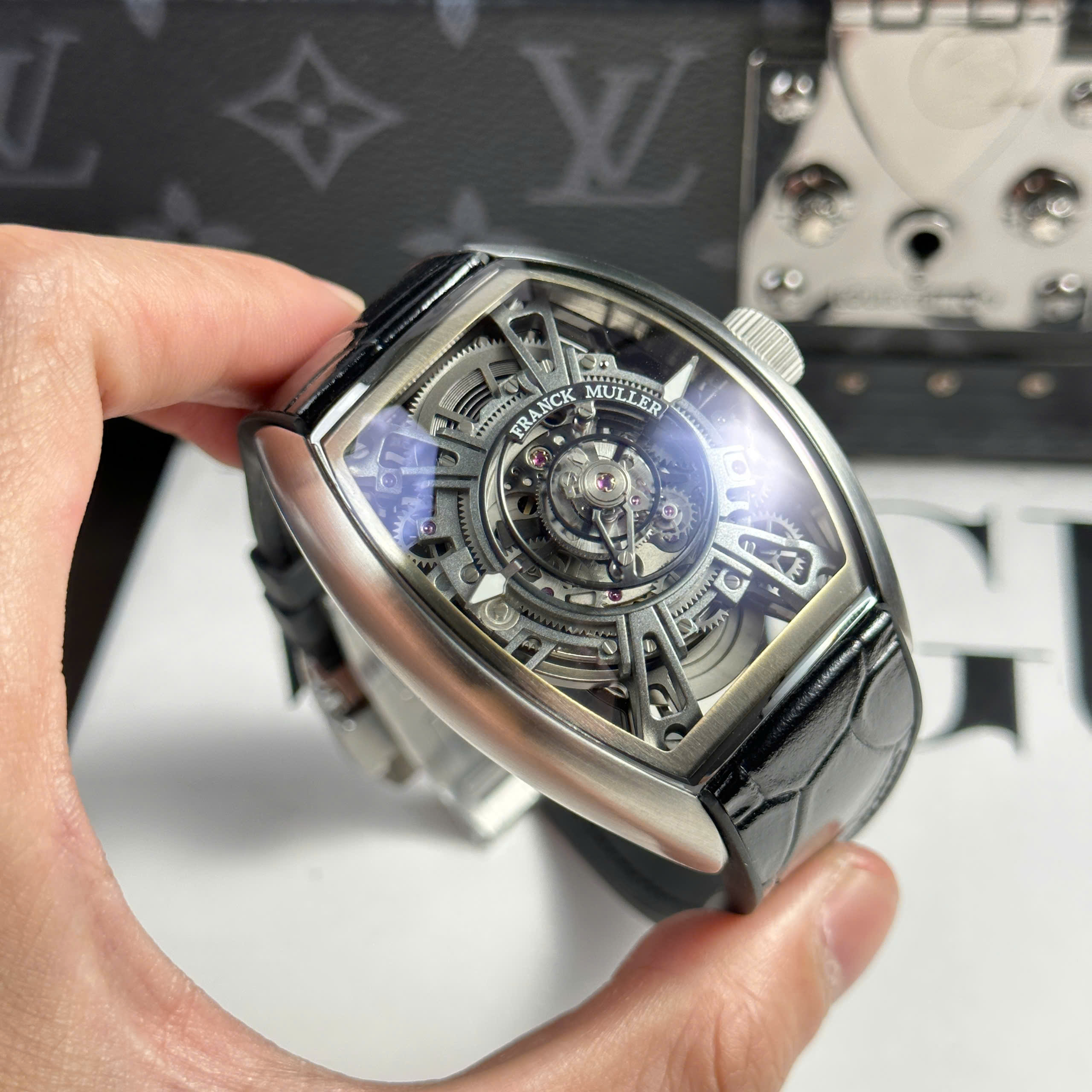 Đồng Hồ Franck Muller Curvex CX Grand Central Tourbillon Mặt Số Skeleton 36mm x 53.1mm Replica 1:1