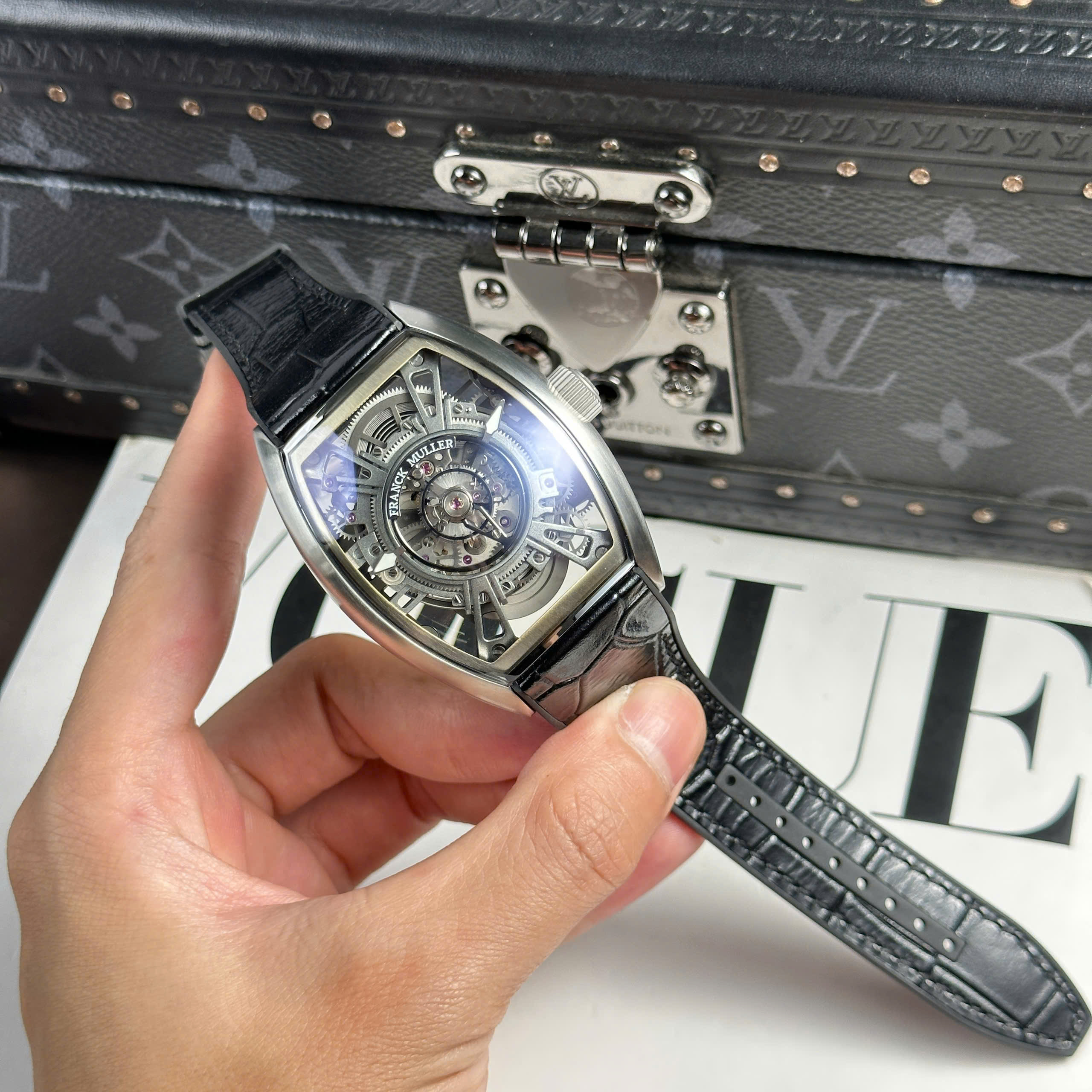 Đồng Hồ Franck Muller Curvex CX Grand Central Tourbillon Mặt Số Skeleton 36mm x 53.1mm Replica 1:1
