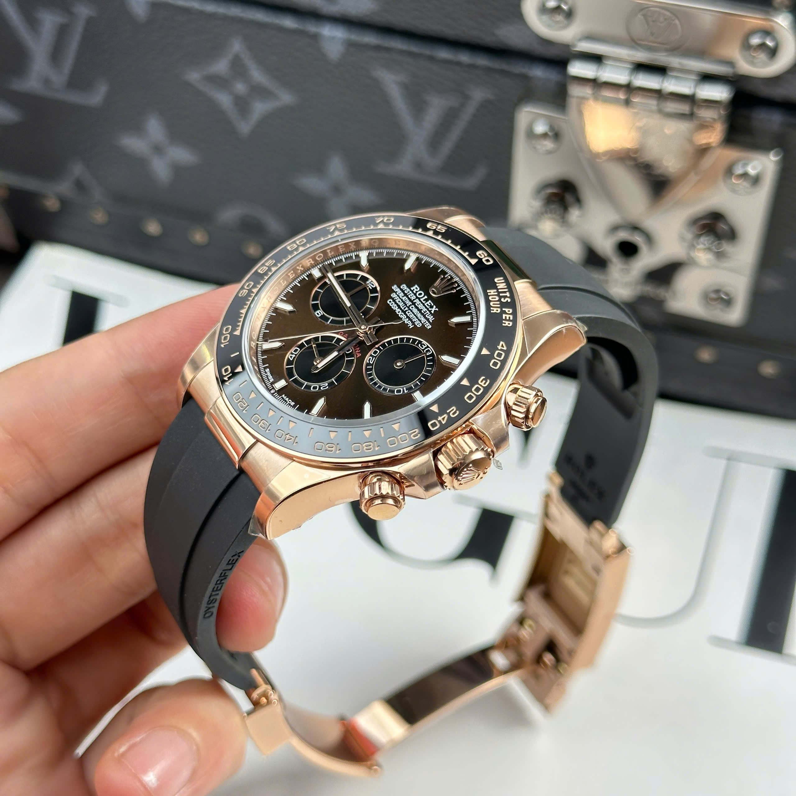Đồng Hồ Rolex Cosmograph Daytona 126515 40mm Mặt Số Chocolate Replica 1:1 THB Factory