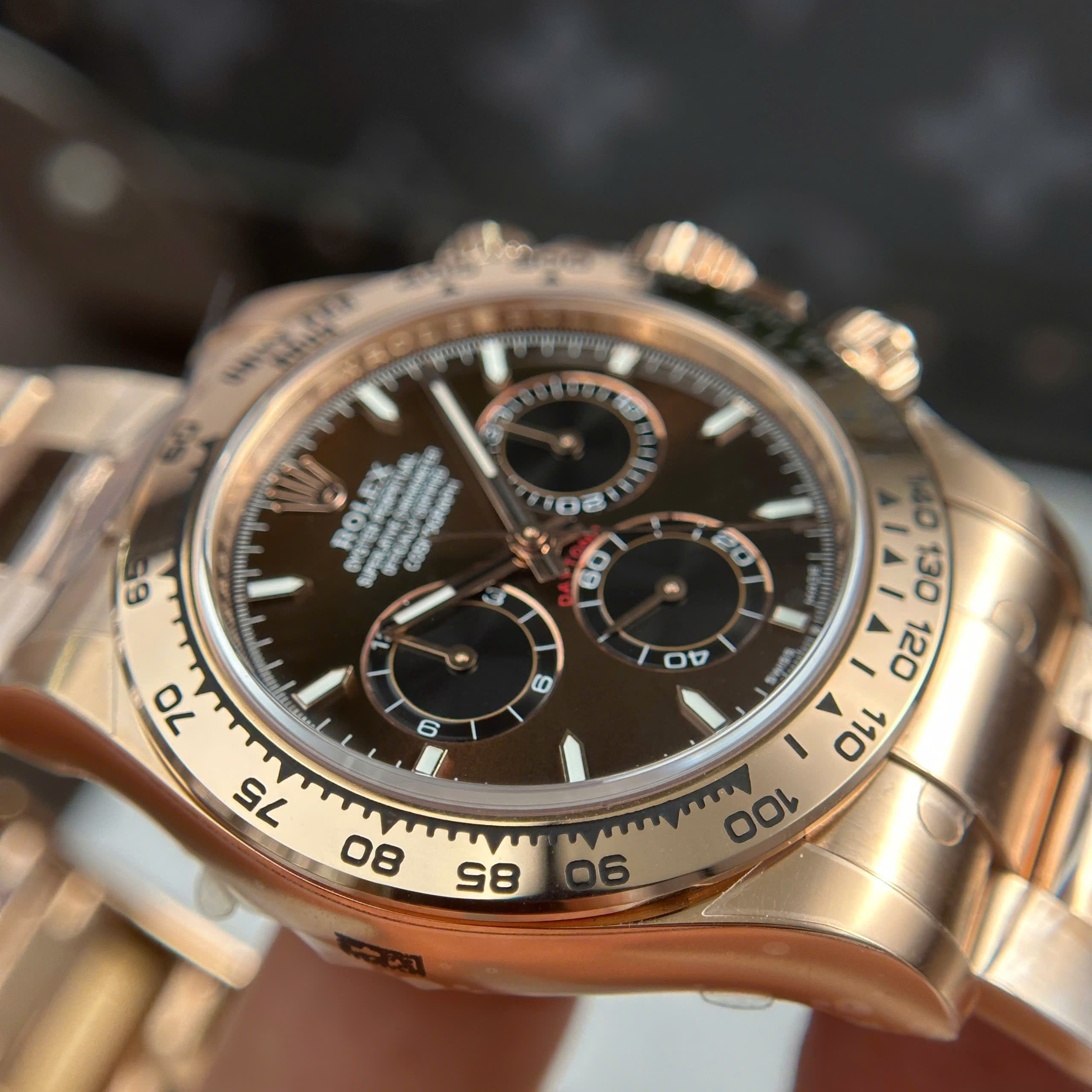 Đồng Hồ Rolex Cosmograph Daytona 126508 40mm Mặt Số Chocolate Replica 1:1 THB Factory