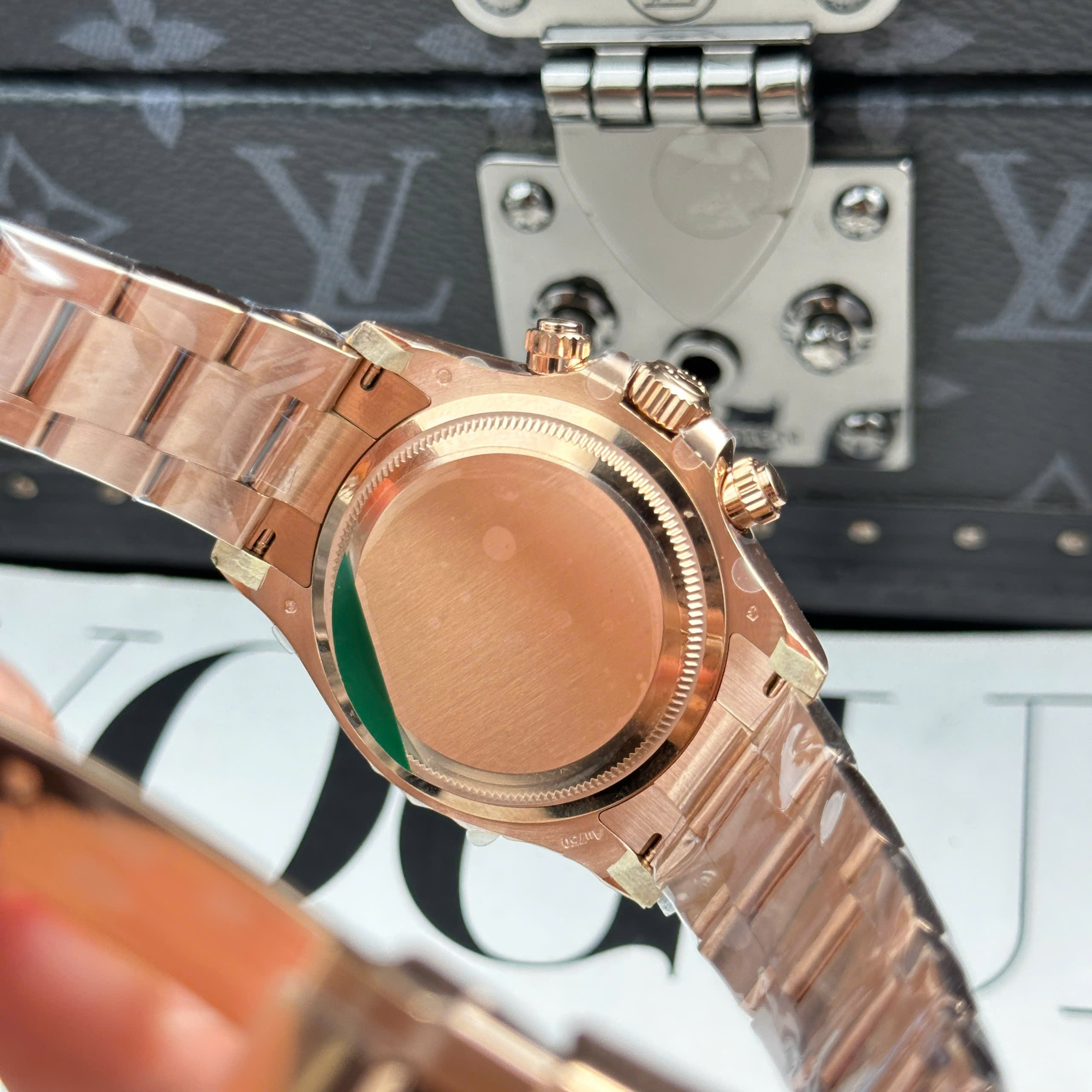 Đồng Hồ Rolex Cosmograph Daytona 126508 40mm Mặt Số Chocolate Replica 1:1 THB Factory