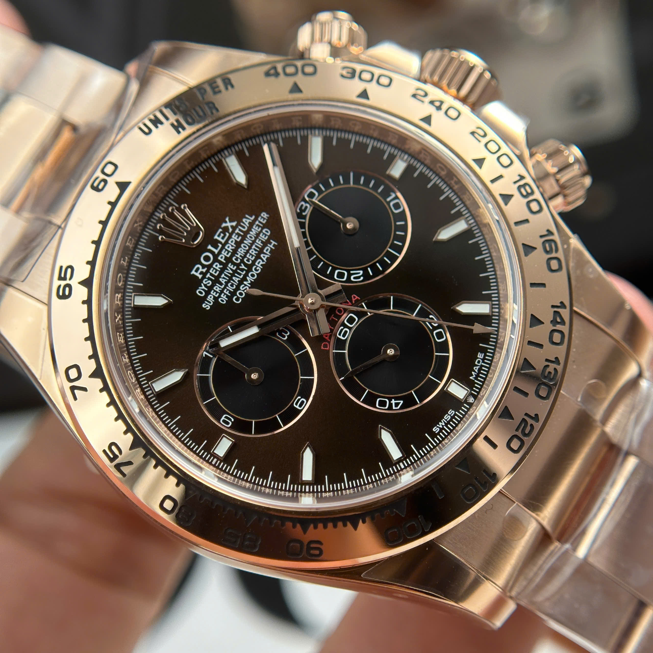 Đồng Hồ Rolex Cosmograph Daytona 126508 40mm Mặt Số Chocolate Replica 1:1 THB Factory