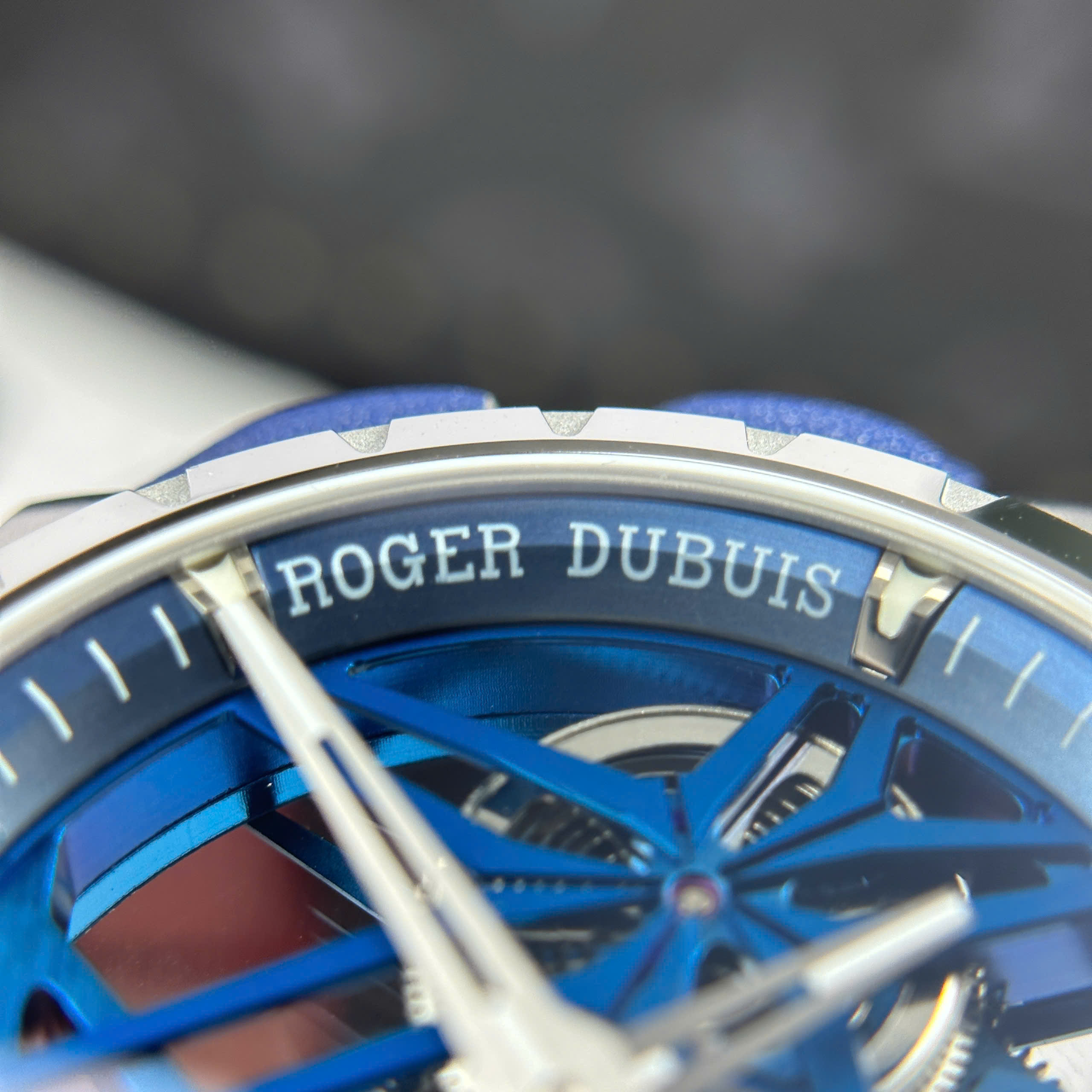 Đồng Hồ Roger Dubuis Best Replica Watch Excalibur Cobalt Blue RDDBEX0838 BBR Factory 42mm