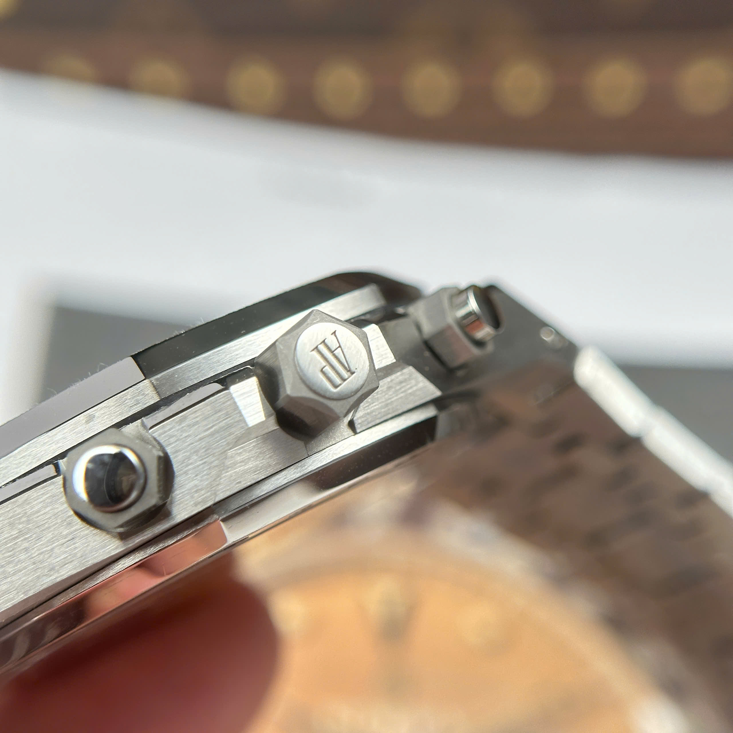 Đồng Hồ Audemars Piguet Royal Oak 26240BC Full Frosted Gold 41mm Độ Dày 12.4mm Replica 1:1 APS Factory