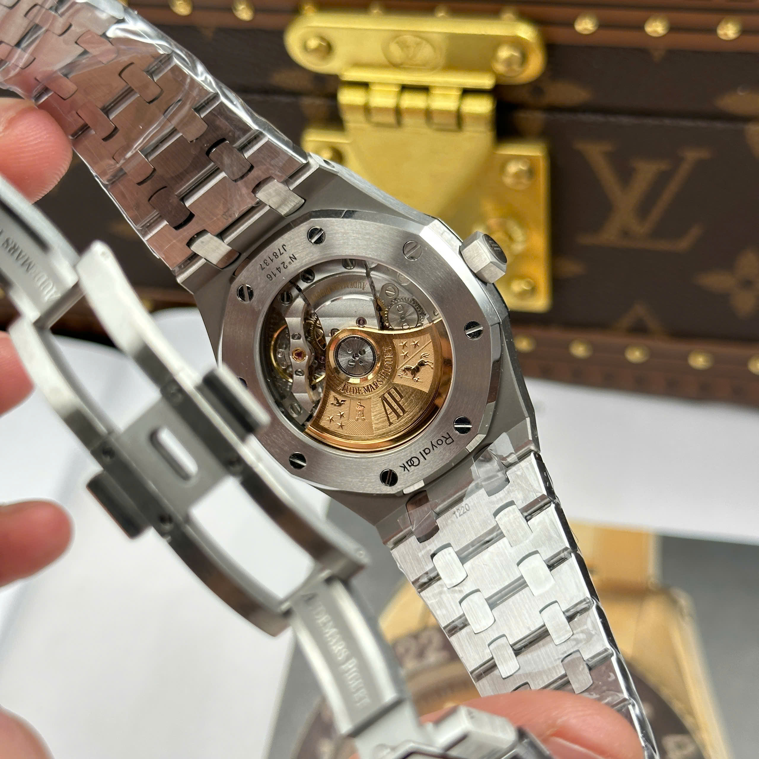 Đồng Hồ Audemars Piaguet Oak 15450ST 37mm Mặt Số Xám Replica 1:1 APS Factory