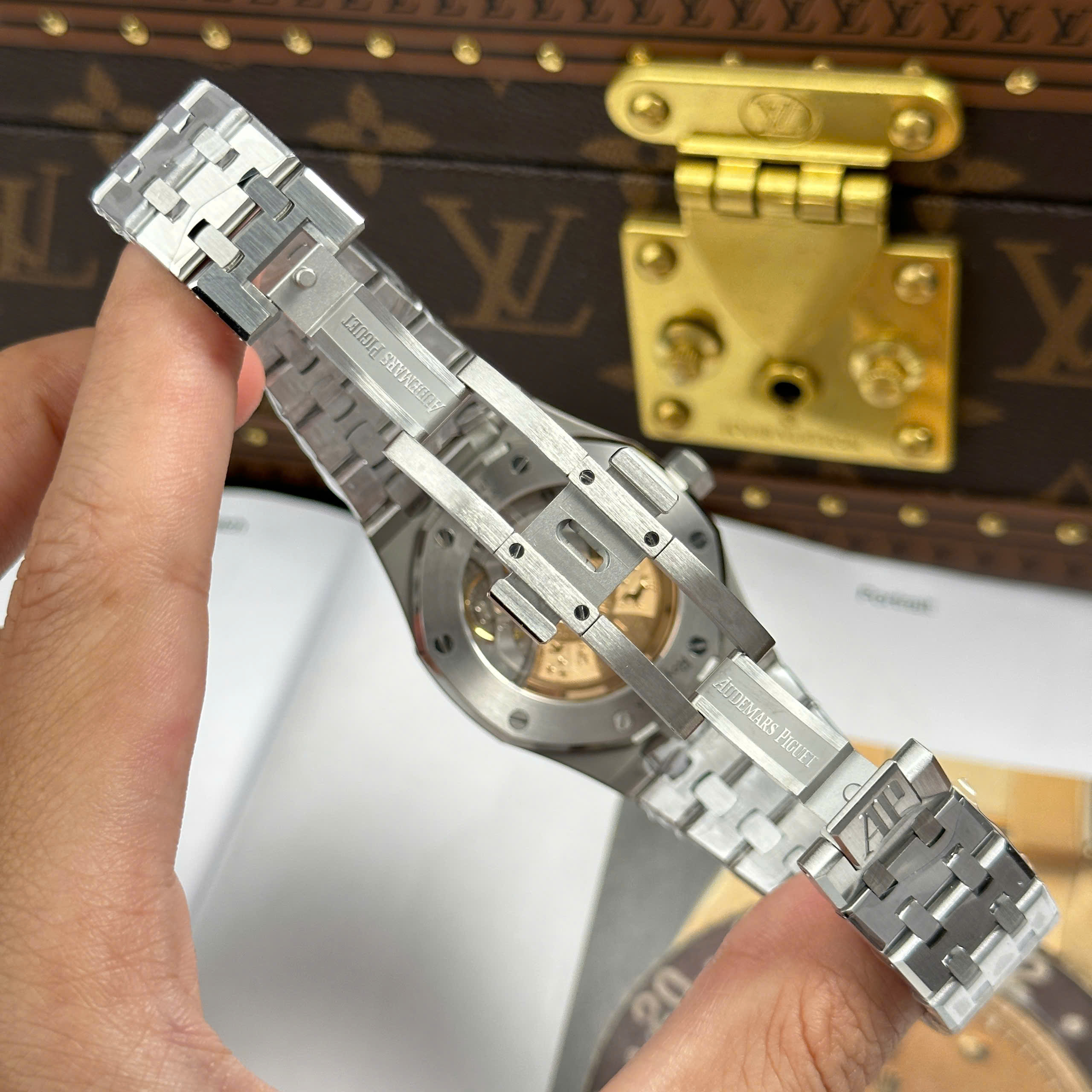 Đồng Hồ Audemars Piaguet Oak 15450ST 37mm Mặt Số Xanh Blue Replica 1:1 APS Factory