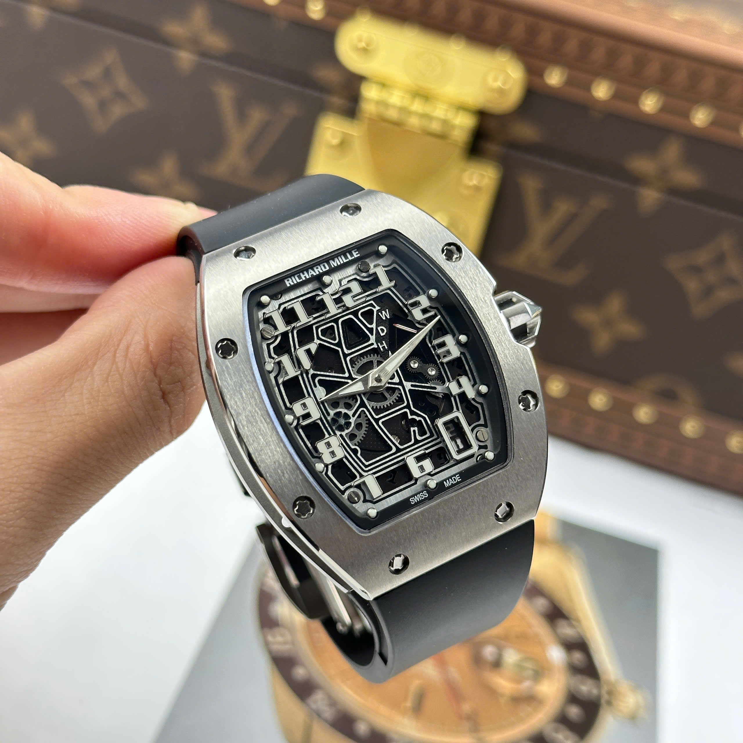Đồng Hồ Richard Mille RM 67-01 Extra-FI Vỏ Titanium Replica 1:1 38.7mm x 47.5mm