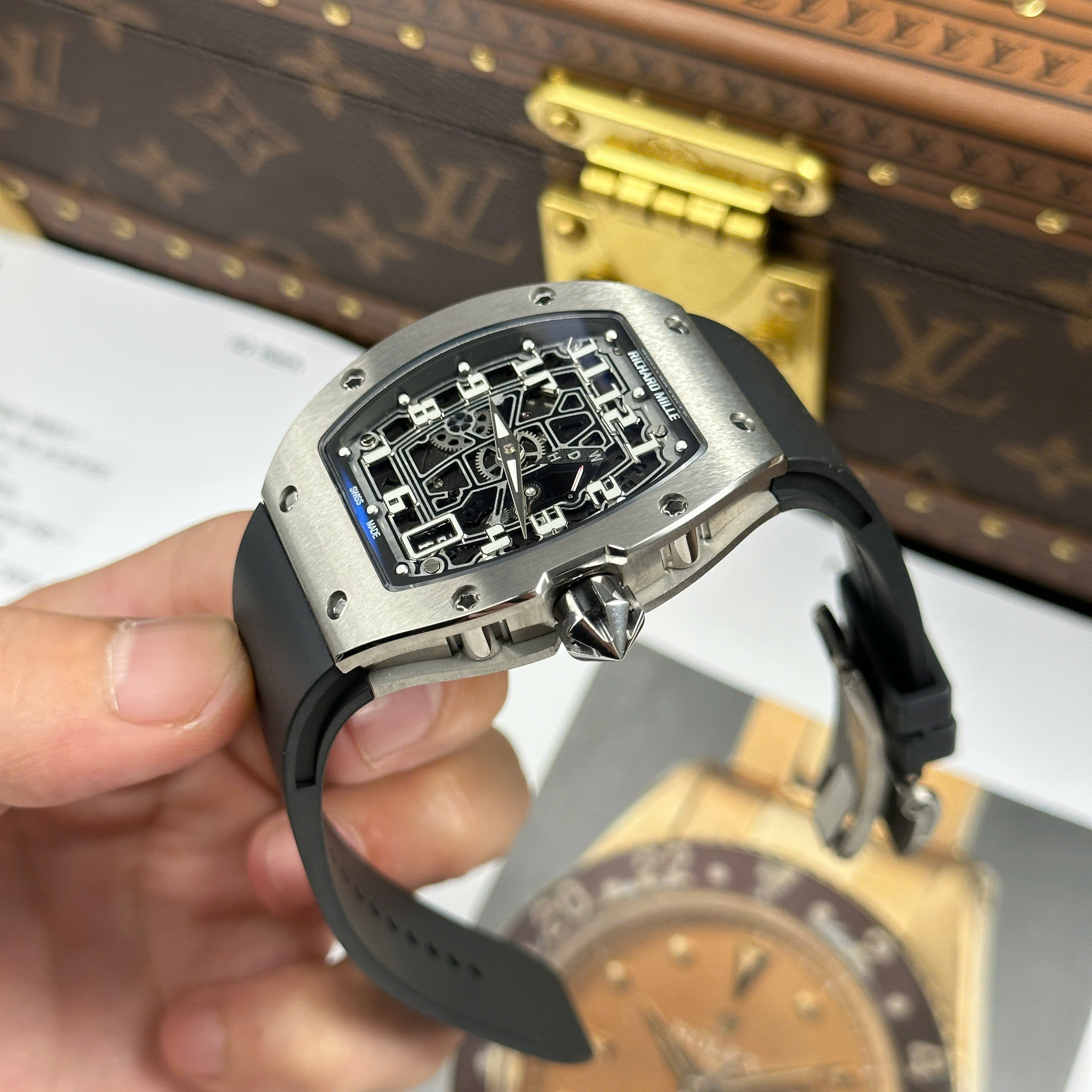 Đồng Hồ Richard Mille RM 67-01 Extra-FI Vỏ Titanium Replica 1:1 38.7mm x 47.5mm