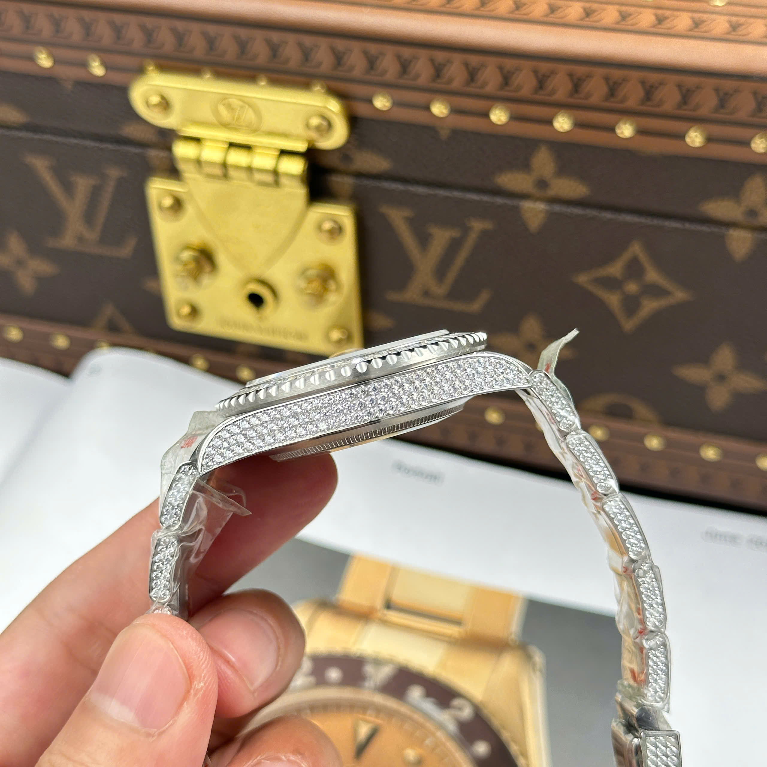 Đồng Hồ Rolex GMT Master ll 116769 40mm Đính Full Đá CZ Replica 1:1