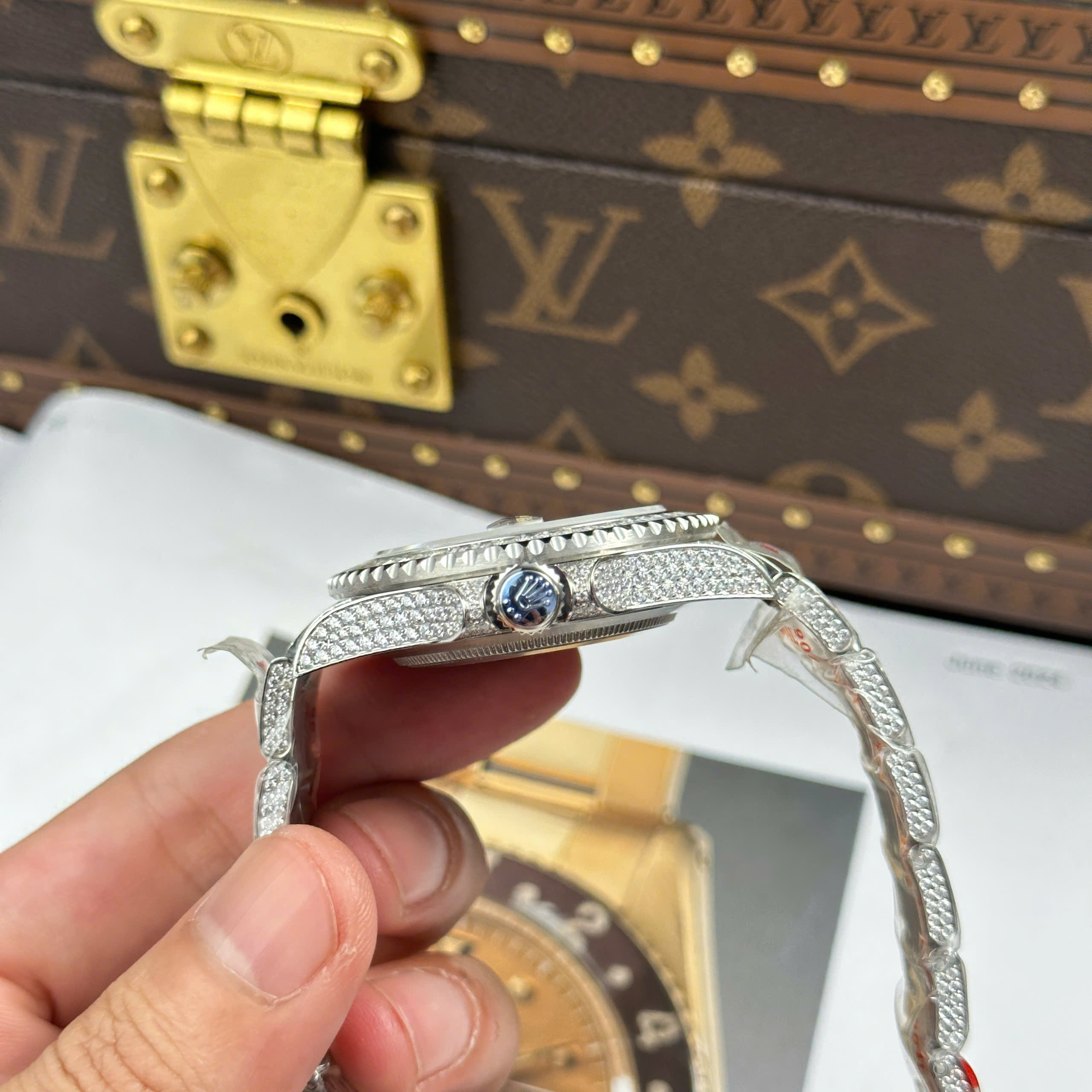 Đồng Hồ Rolex GMT Master ll 116769 40mm Đính Full Đá CZ Replica 1:1