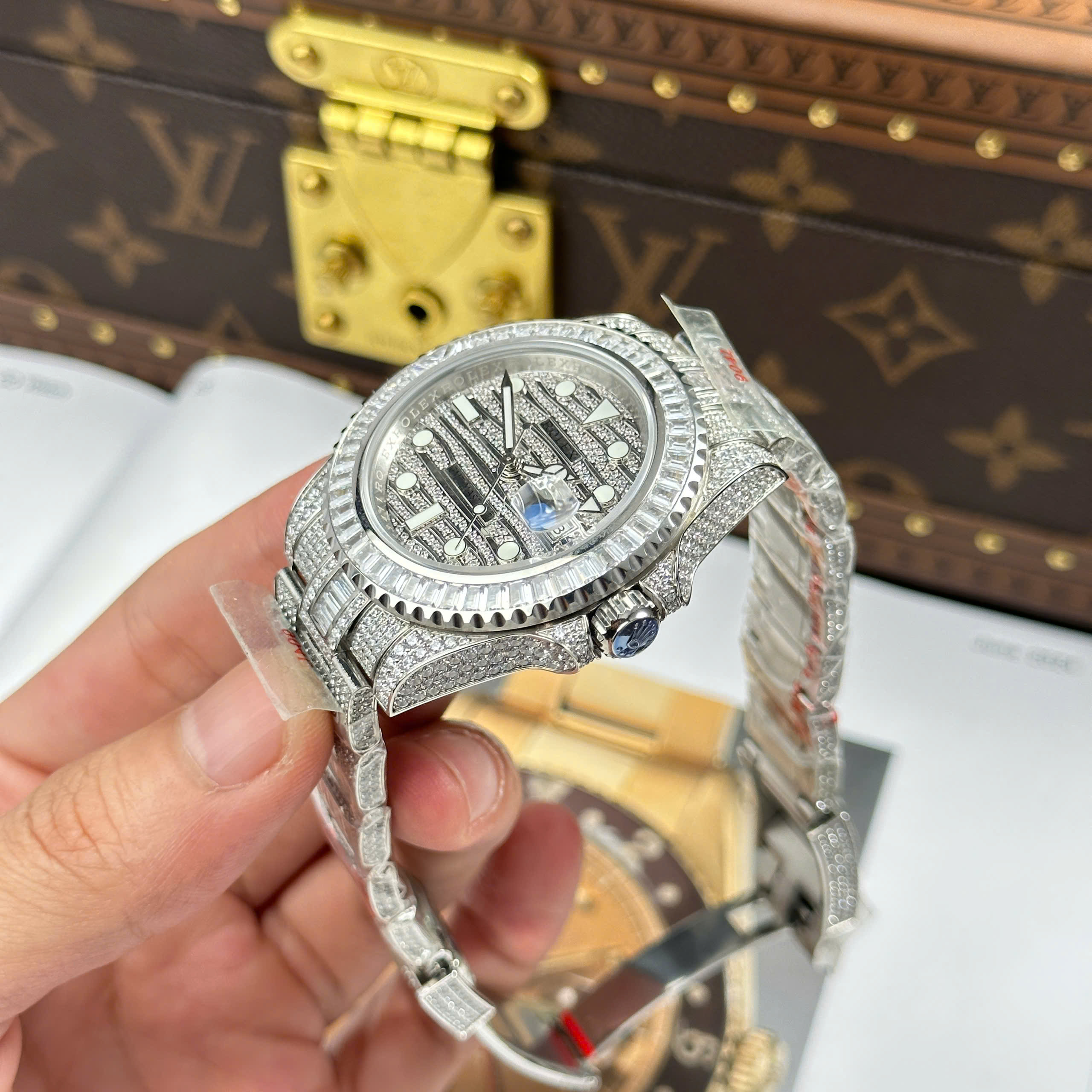 Đồng Hồ Rolex GMT Master ll 116769 40mm Đính Full Đá CZ Replica 1:1