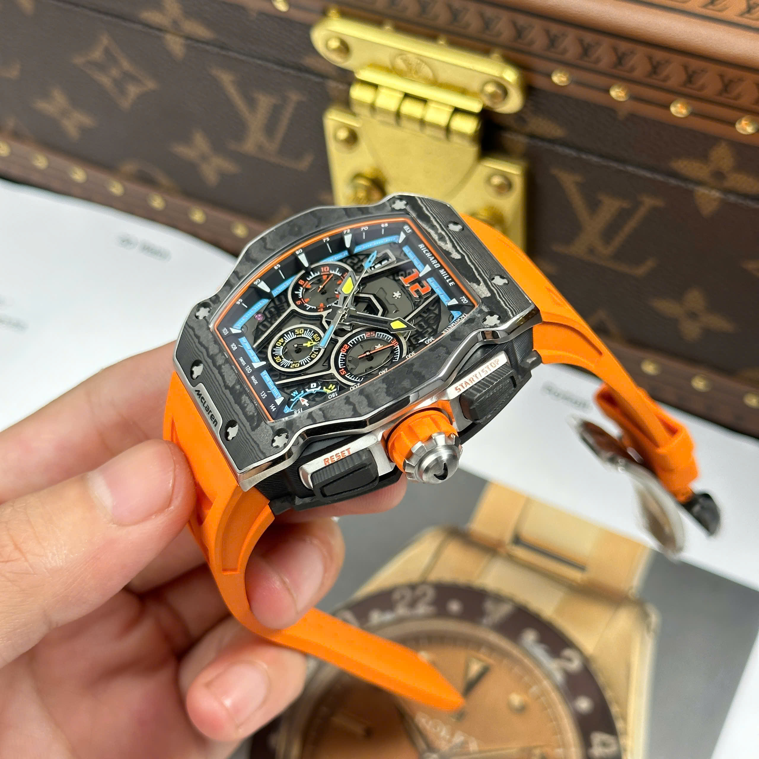 Đồng Hồ Richard Mille RM65-01 Mclaren Chronograph Vỏ Carbon Replica 1:1 44.5mm x 49.9mm