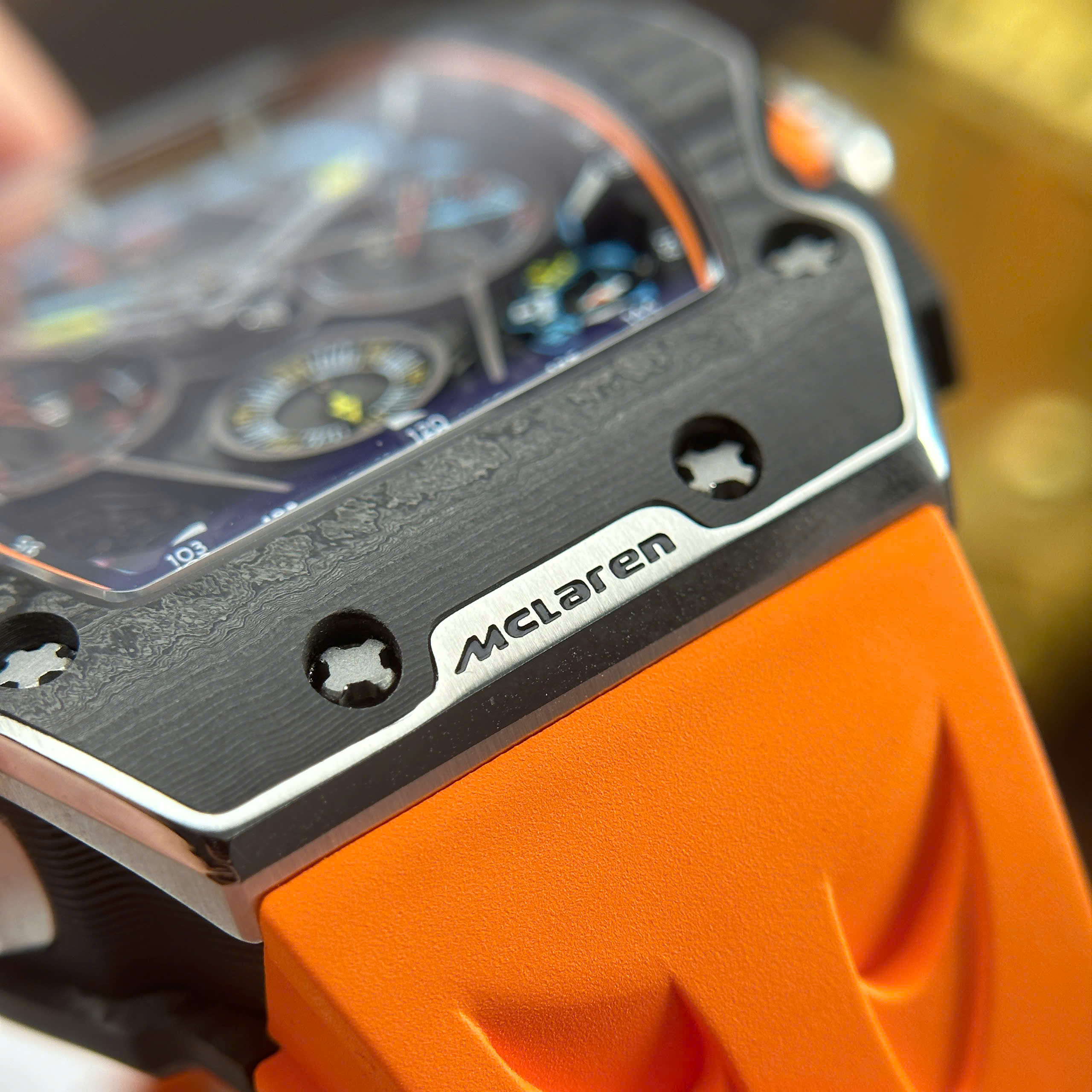 Đồng Hồ Richard Mille RM65-01 Mclaren Chronograph Vỏ Carbon Replica 1:1 44.5mm x 49.9mm
