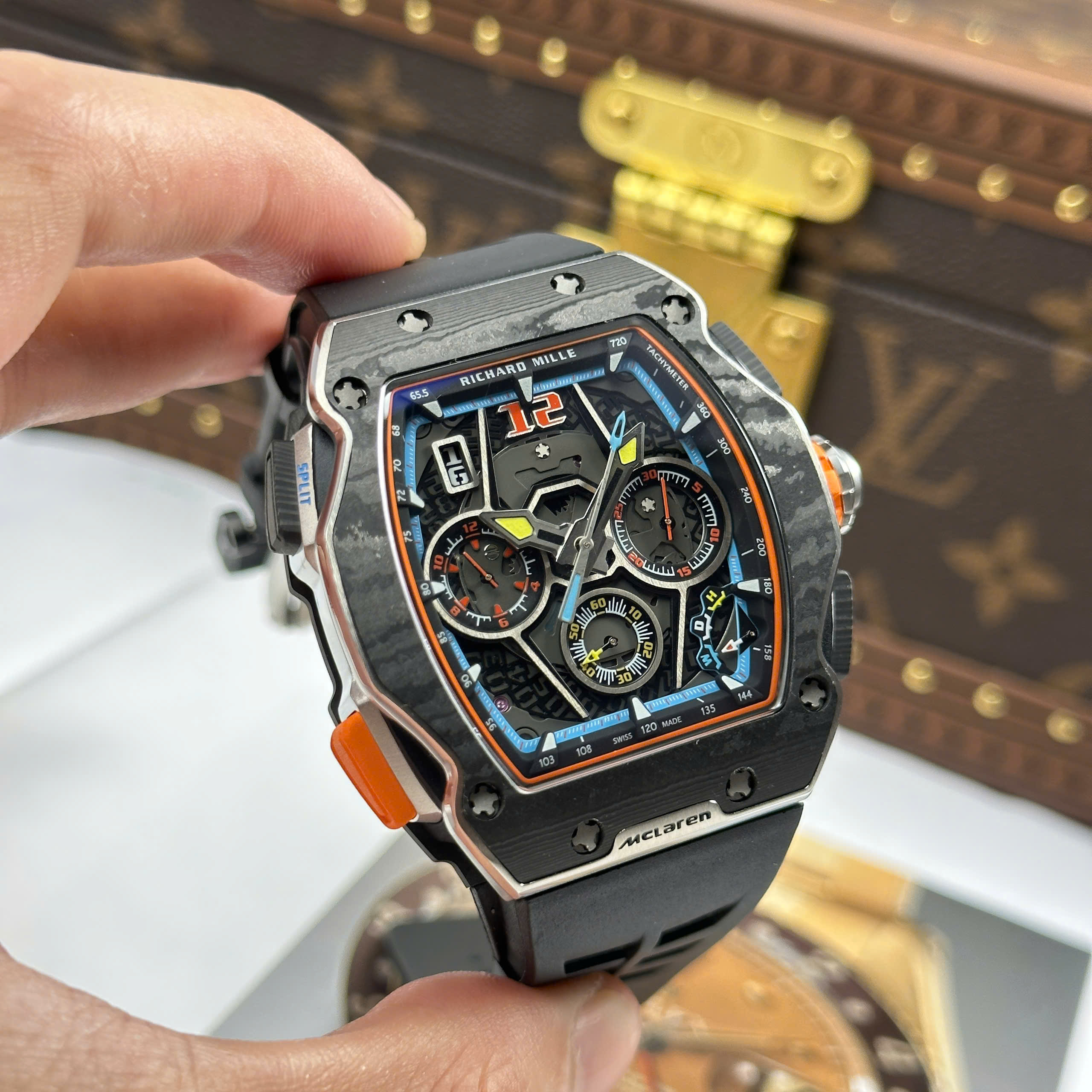 Đồng Hồ Richard Mille RM65-01 Mclaren Chronograph Vỏ Carbon Replica 1:1 44.5mm x 49.9mm