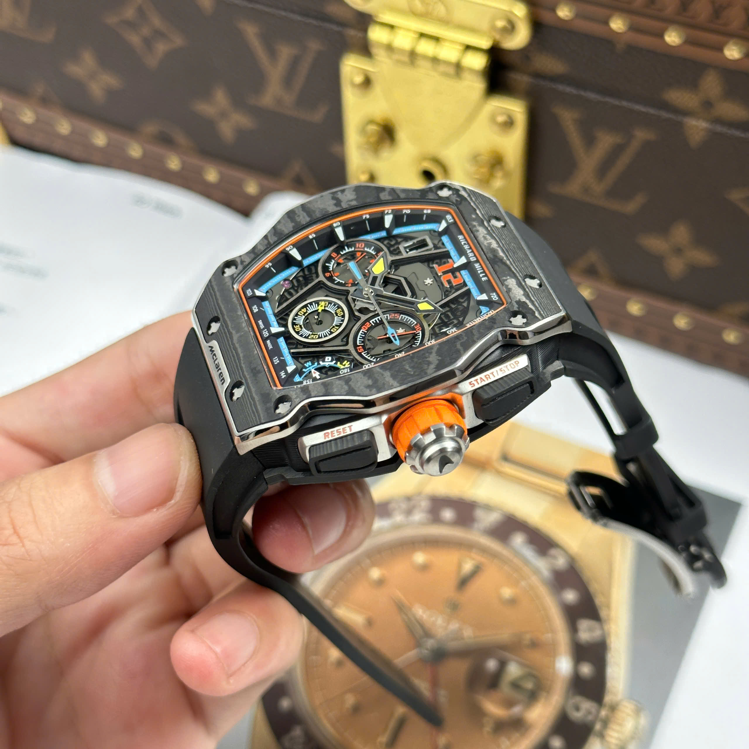 Đồng Hồ Richard Mille RM65-01 Mclaren Chronograph Vỏ Carbon Replica 1:1 44.5mm x 49.9mm