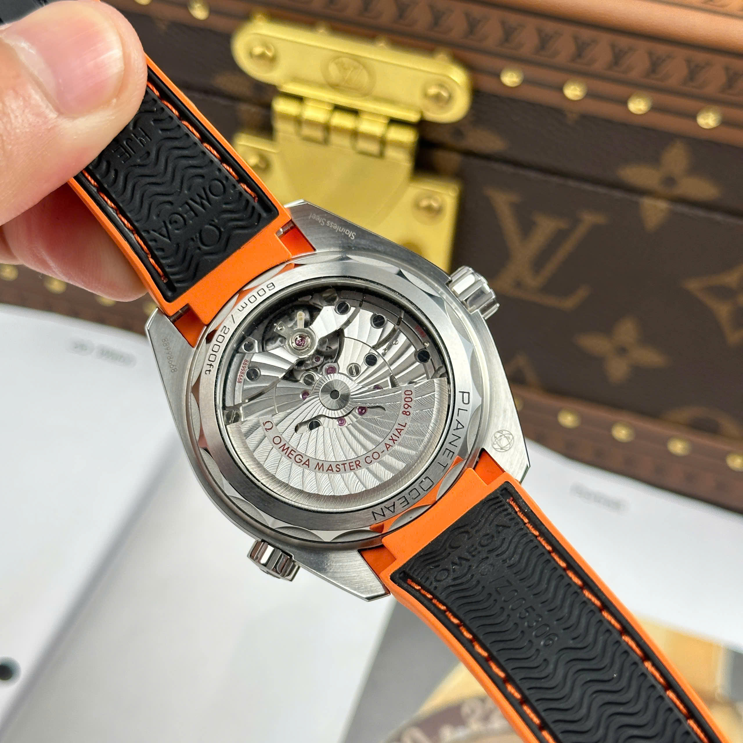 Đồng Hồ Omega Seamaster Planet Ocean 43mm Replica 1:1 VS Factory