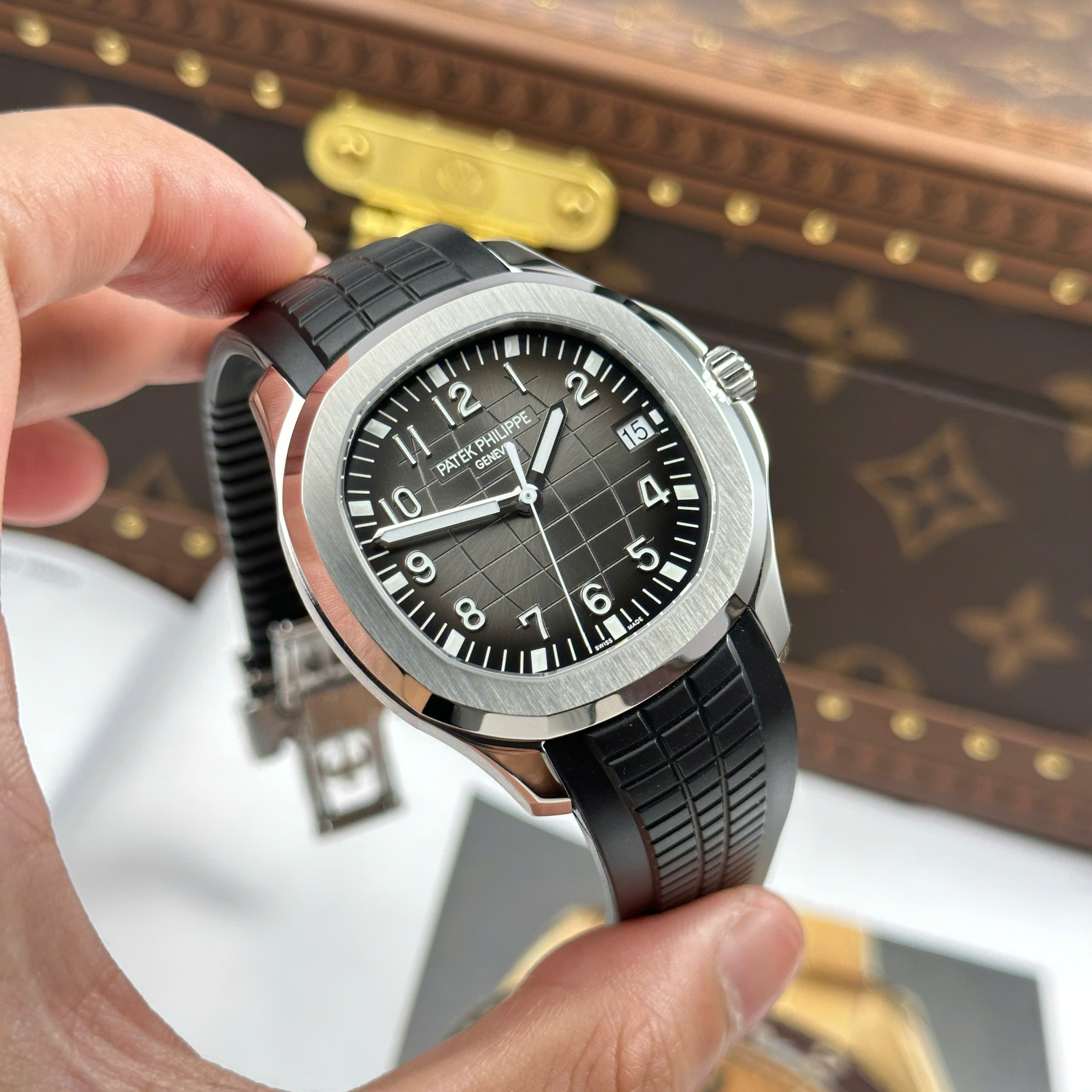 Đồng Hồ Patek Philippe Aquanaut 5167A 40mm Replica 1:1 3K Factory