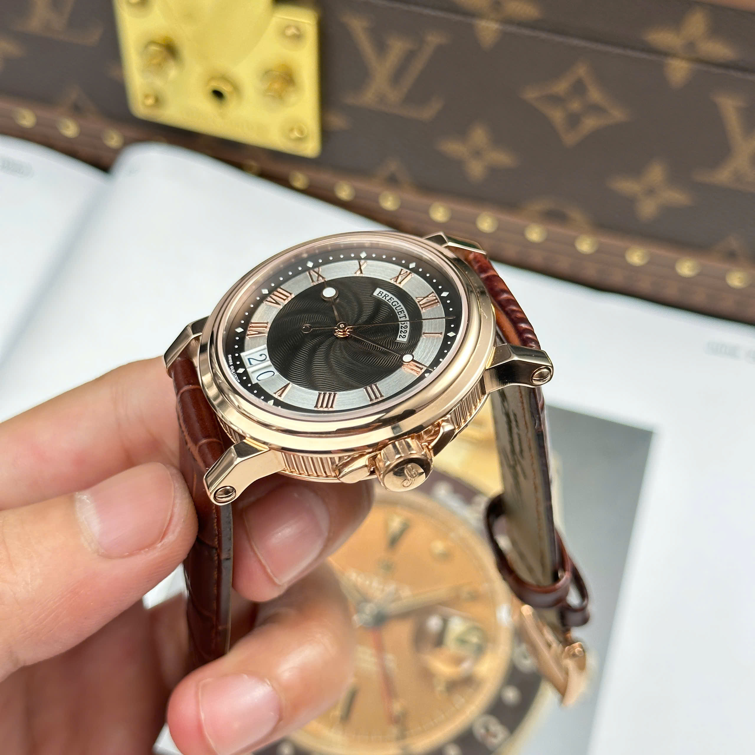 Đồng Hồ Breguet Marine Big Date 39mm 5817BR/Z2/5V8 Replica 1:1