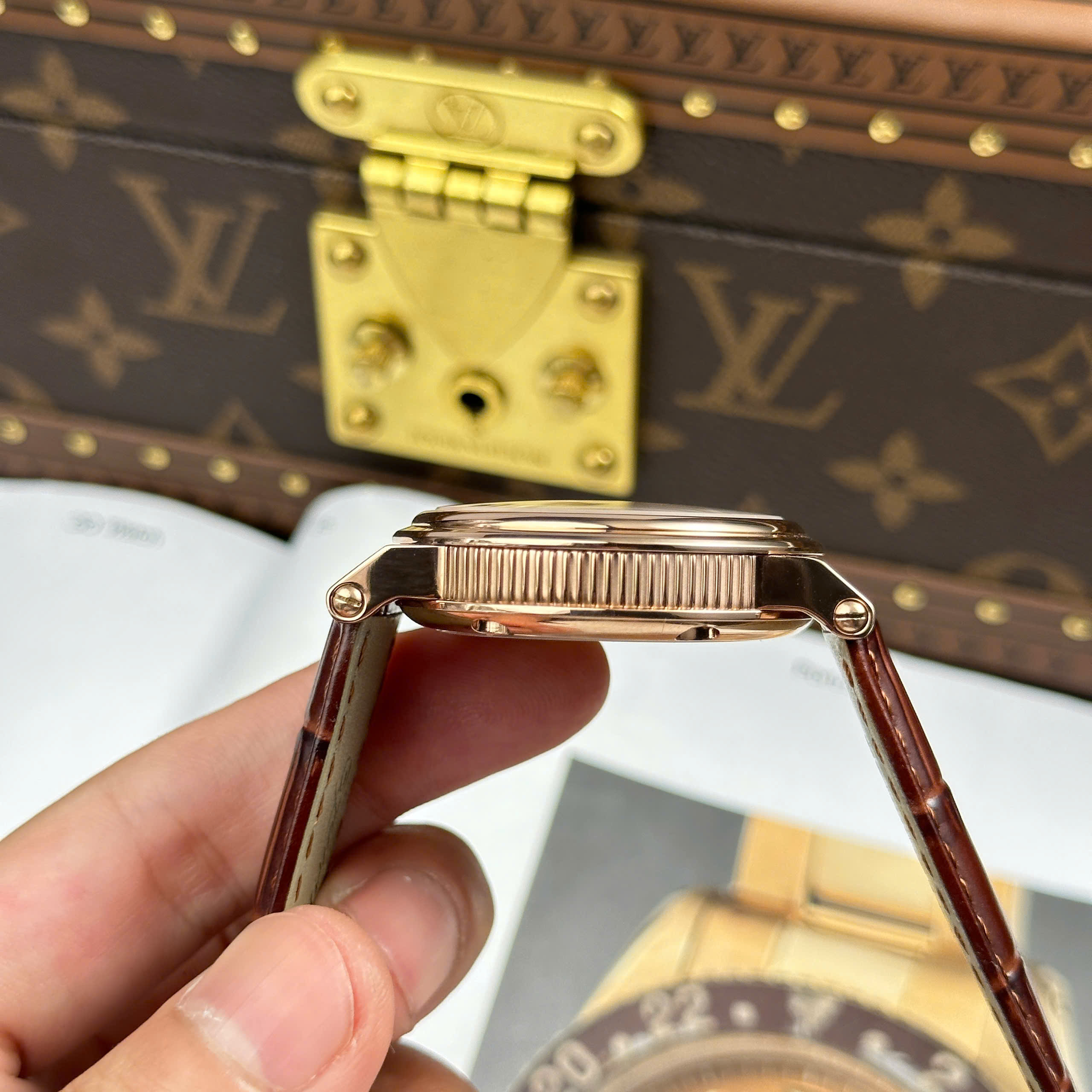 Đồng Hồ Breguet Marine Big Date 39mm 5817BR/Z2/5V8 Replica 1:1